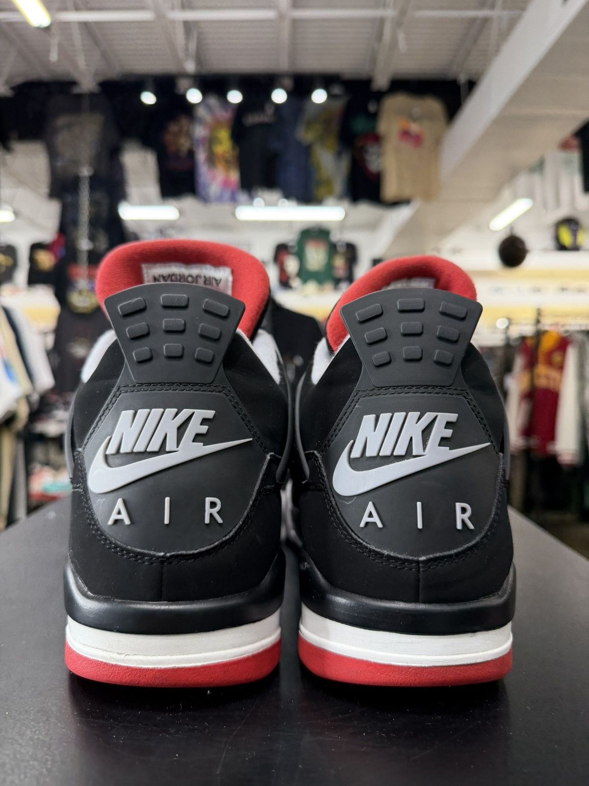 Jordan Brand Air Jordan 4 Bred Size 11.5 (2019) Size US 11.5 / EU 44-45 - 5 Thumbnail