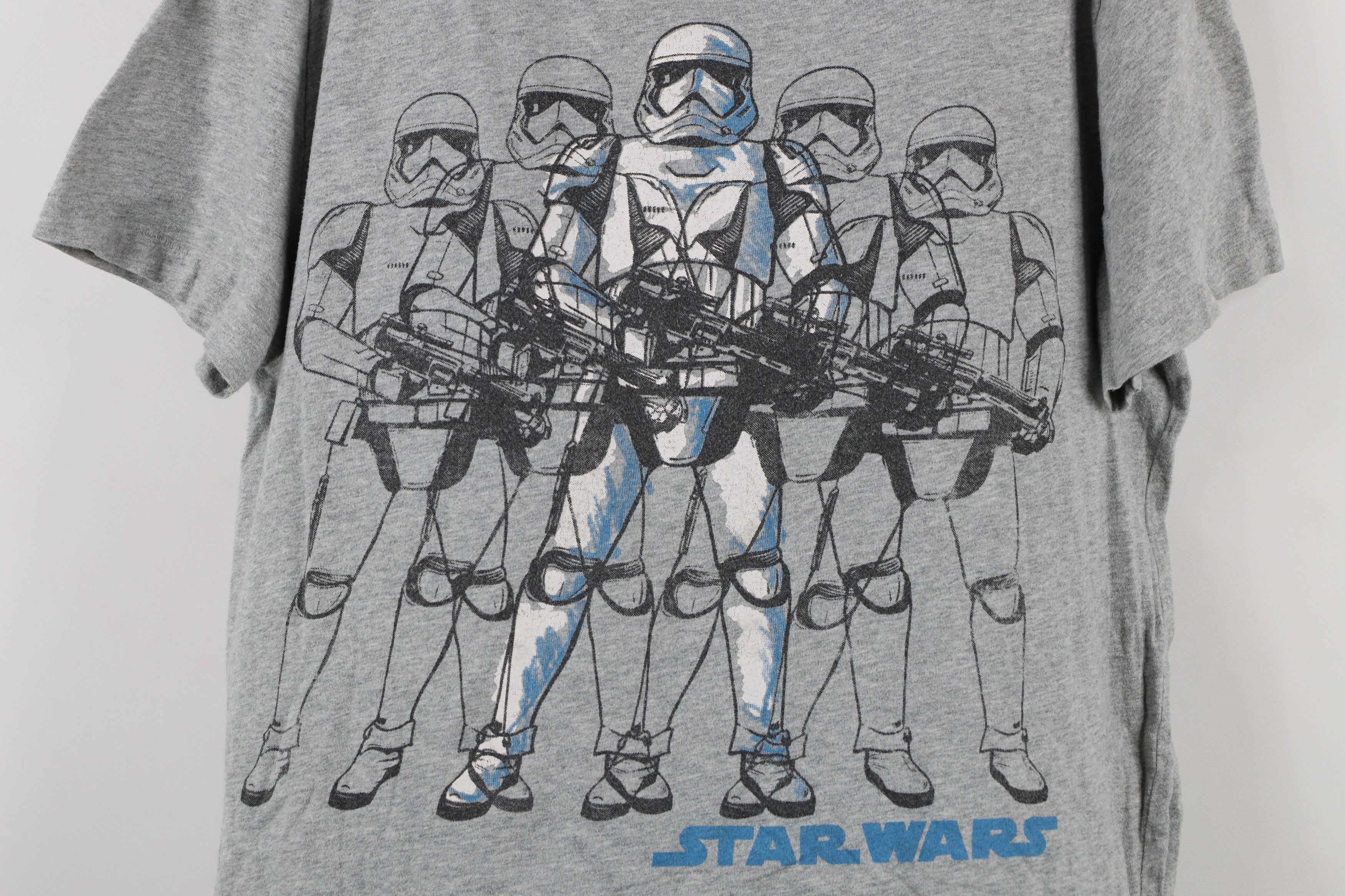 Gap × Vintage Gap x Star Wars Out Stormtrooper Short Sleeve T-Shirt Gray Size US S / EU 44-46 / 1 - 4 Thumbnail