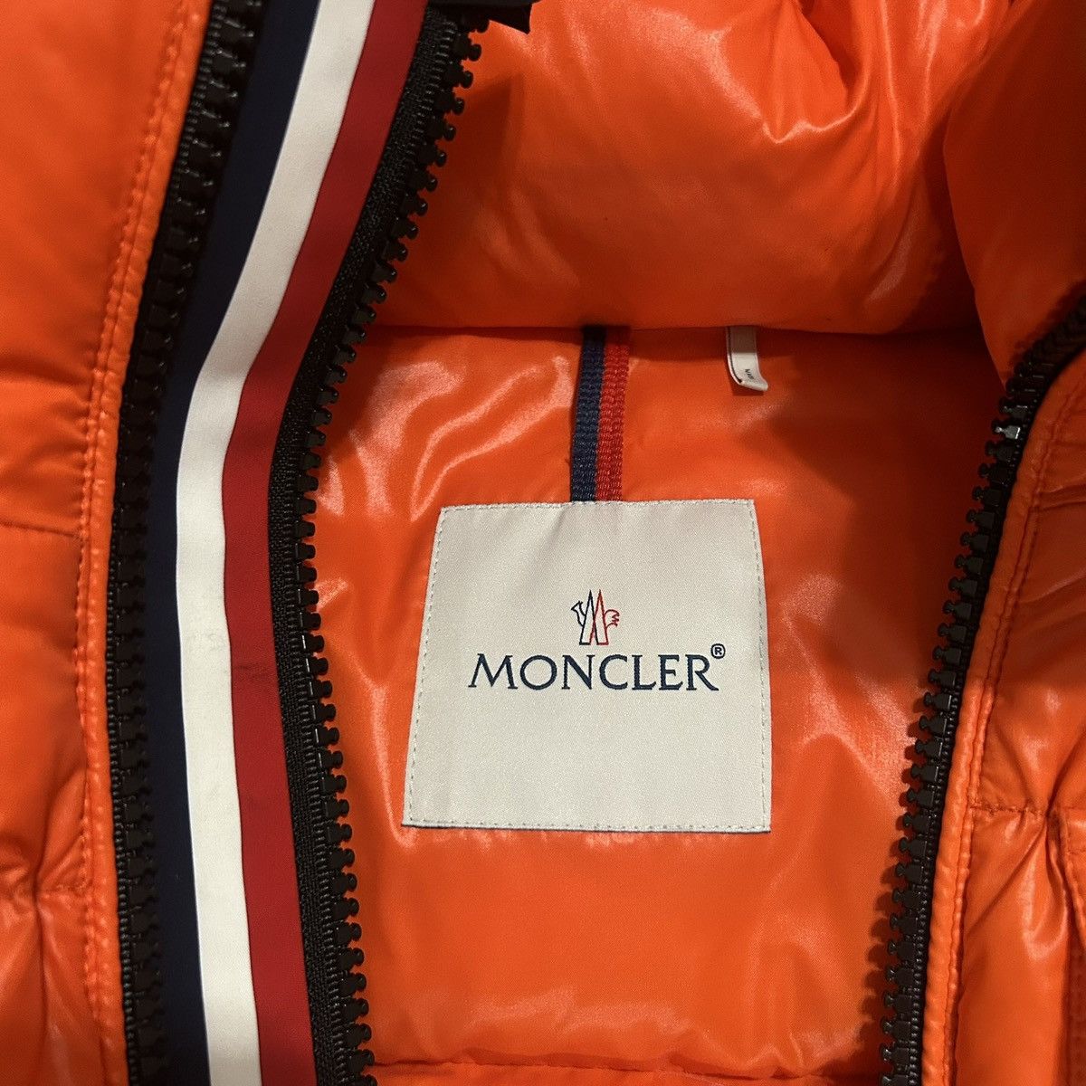 Moncler Moncler Montbéliard Short Down Jacket Size US M / EU 48-50 / 2 - 5 Thumbnail