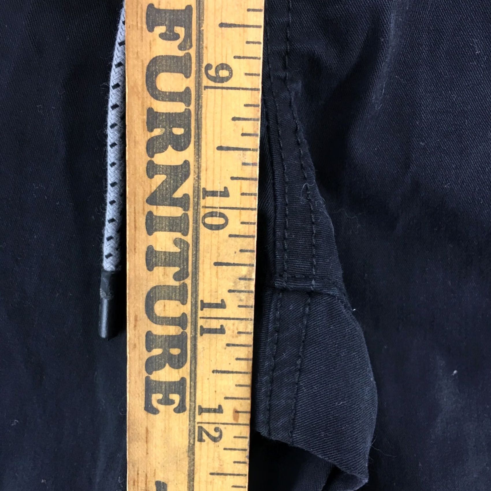 Vintage Aero Jogger Shorts Mens XS 8.5 Inseam Elastic Waist NWT Black Cotton Blend Flat Front Pockets Sweat Casual Modern 8.5 Inseam Size US 27 - 5 Thumbnail