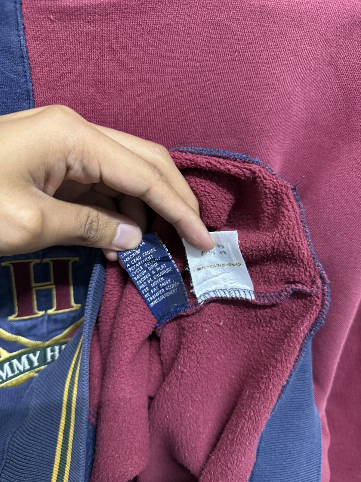 Tommy Hilfiger Faded Vintage Tommy Hilfiger Embroidery College weatshirt Size US M / EU 48-50 / 2 - 6 Thumbnail