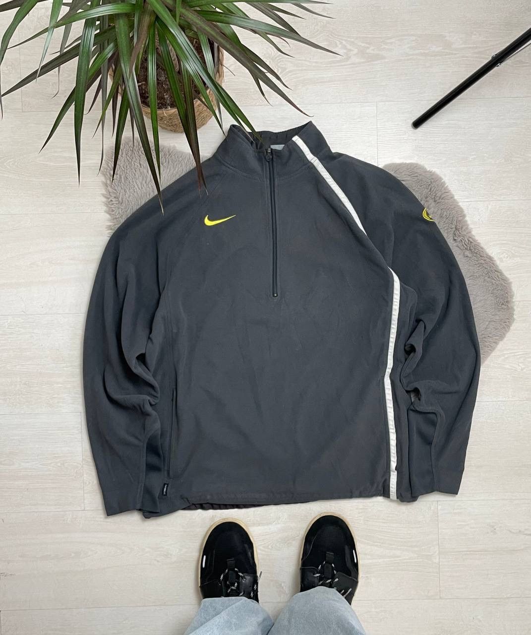 Nike × Vintage Nike Vintage 00’s Fleece Hooded CENTER Swoosh Oversized Size US L / EU 52-54 / 3 - 1 Thumbnail