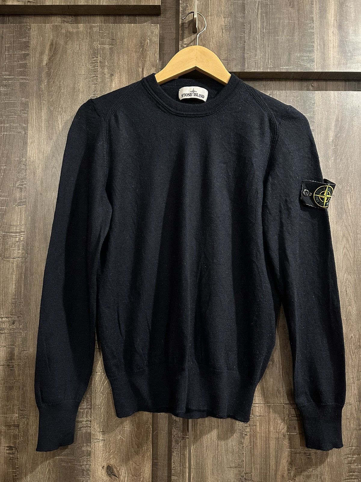 Stone Island Stone Island Luxury: Exclusive Sweater in Mint Condition Size US S / EU 44-46 / 1 - 1 Thumbnail