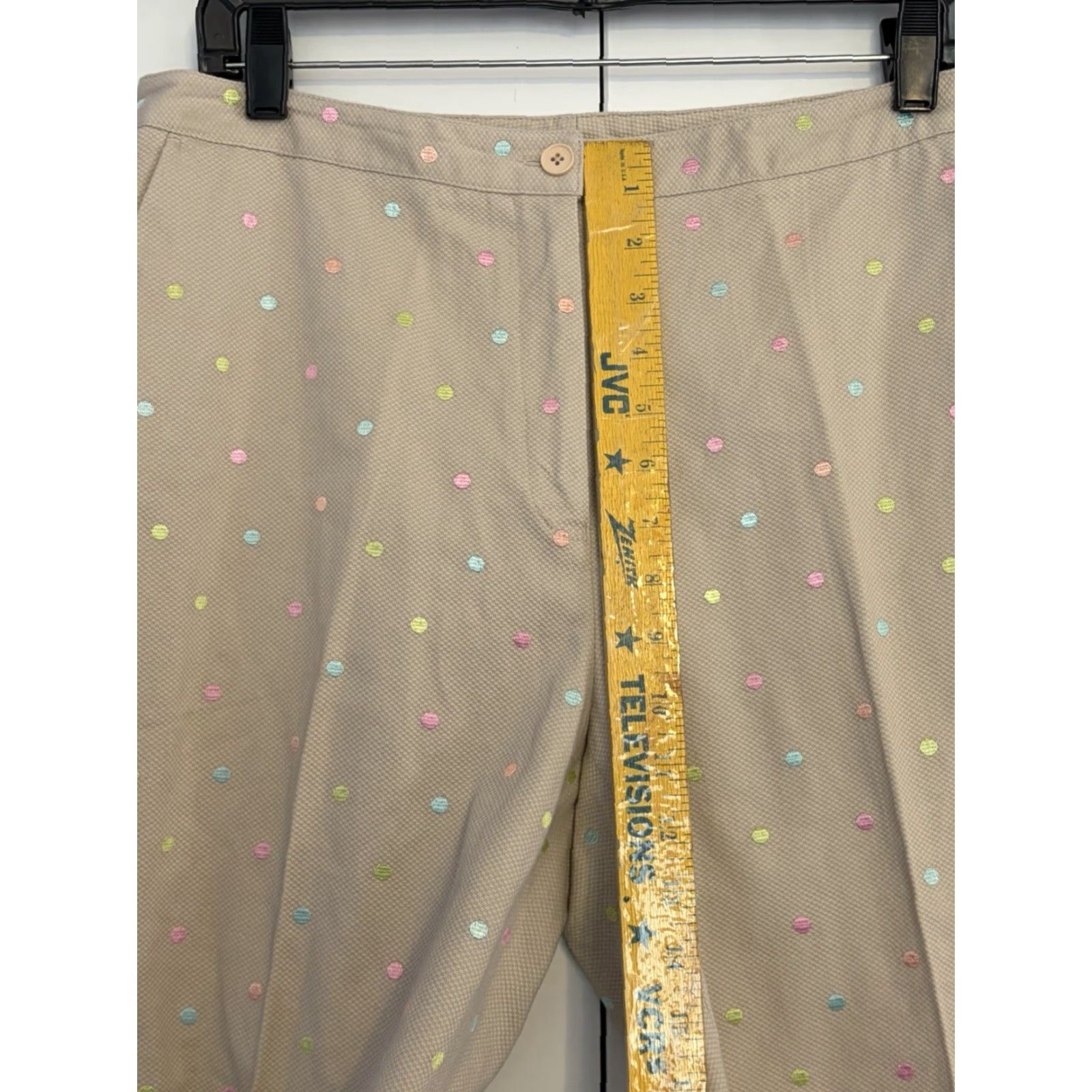 Vintage EP Pro Golf Shorts Women Polka Dot Beige Flat Front 12 Be​ige Athletic Pockets Stretch Golf Tennis Womens Size 34" / US 12 / IT 48 - 4 Thumbnail