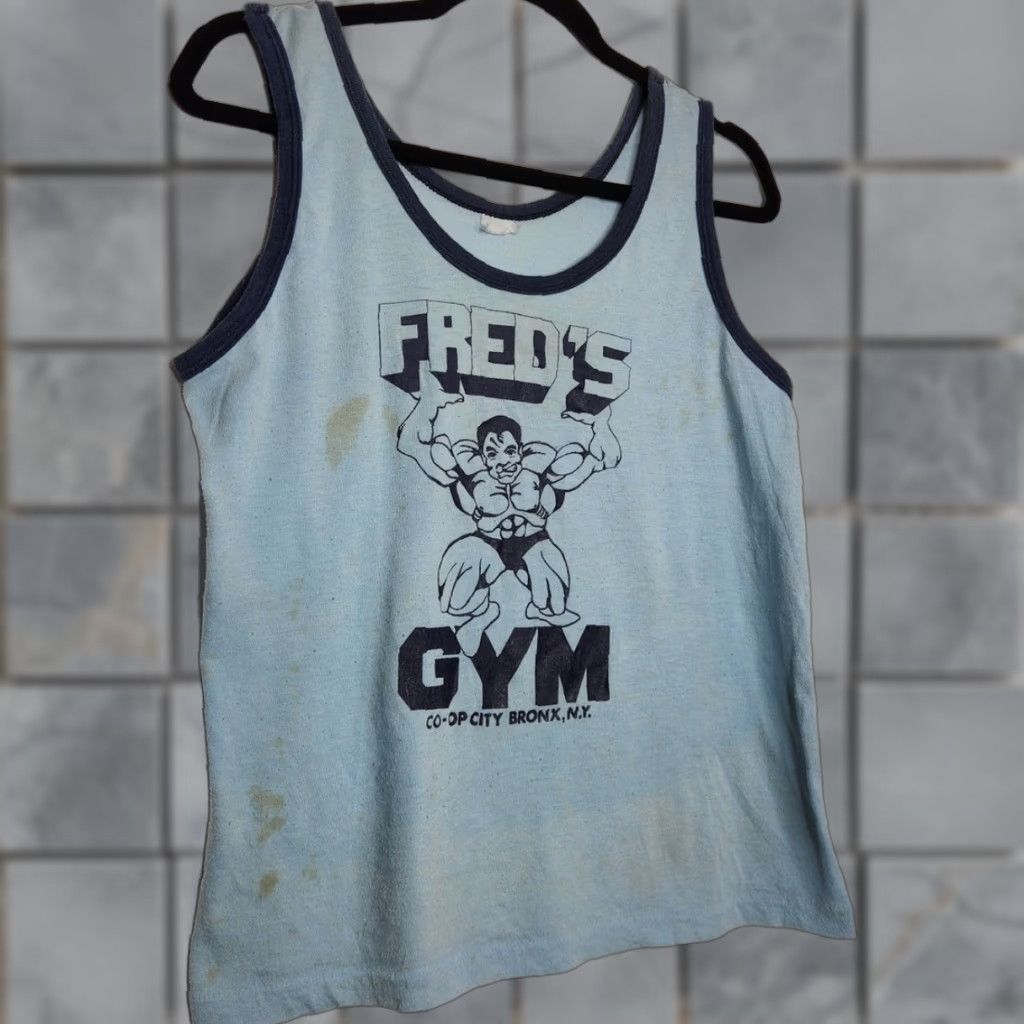 CO VINTAGE Freds Gym Tank Top Co Op City Bronx NY Bodybuilding Workout Shirt Unisex Adults S Blue 60s 70s Size US S / EU 44-46 / 1 - 1 Thumbnail