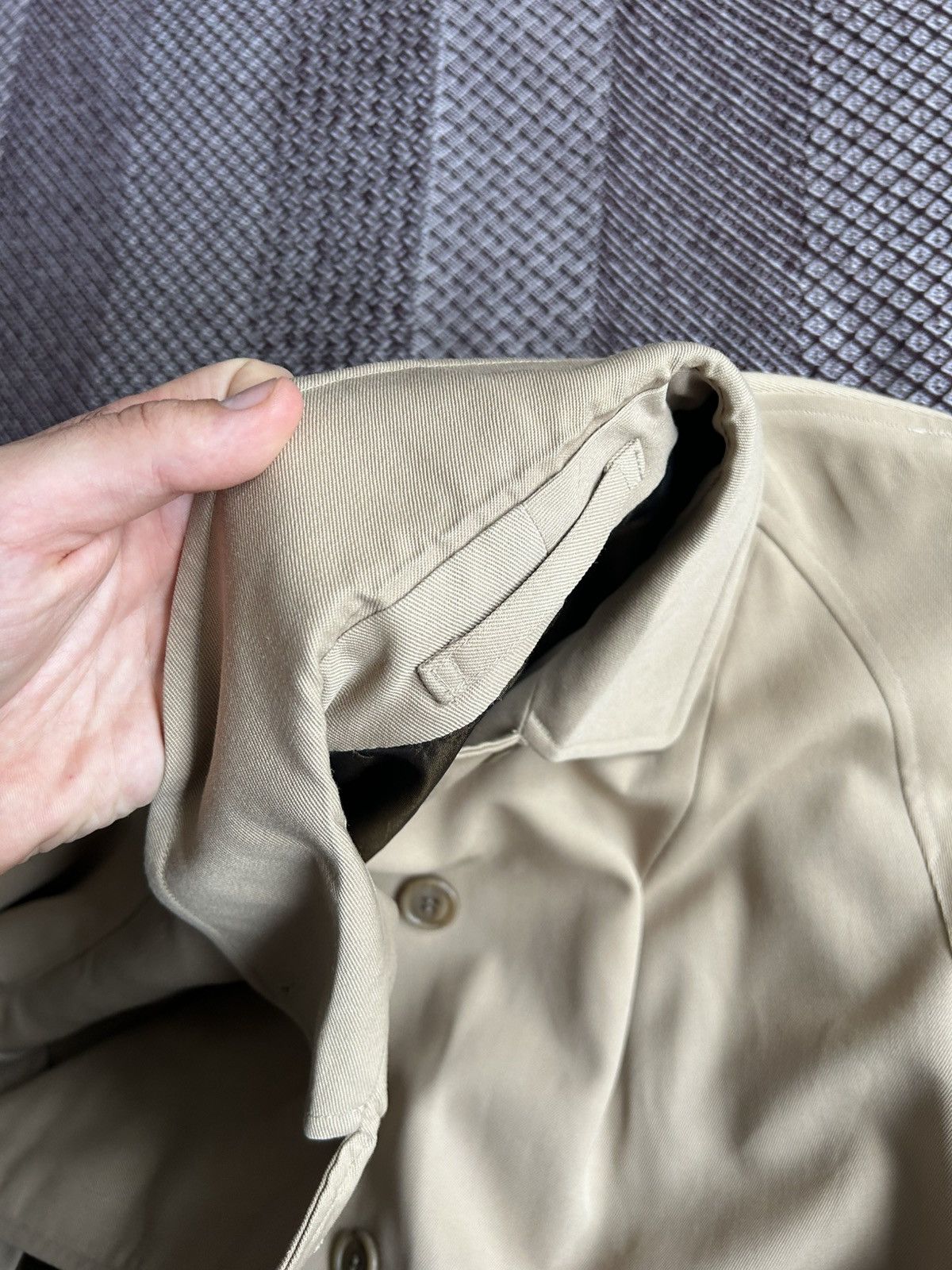 Burberry Vintage Burberrys 90s Heavy Trench Coat Mens Solid Style Size US XL / EU 56 / 4 - 9 Thumbnail