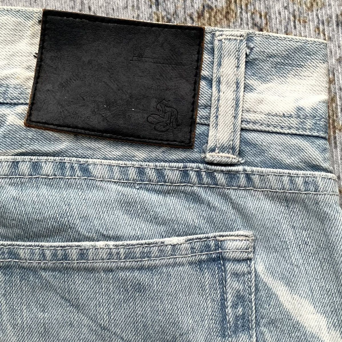 If Six Was Nine × Japanese Brand × Vintage Rare Japanese Brand LA Gate Blue Wash Distressed Jeans Size US 33 - 8 Thumbnail