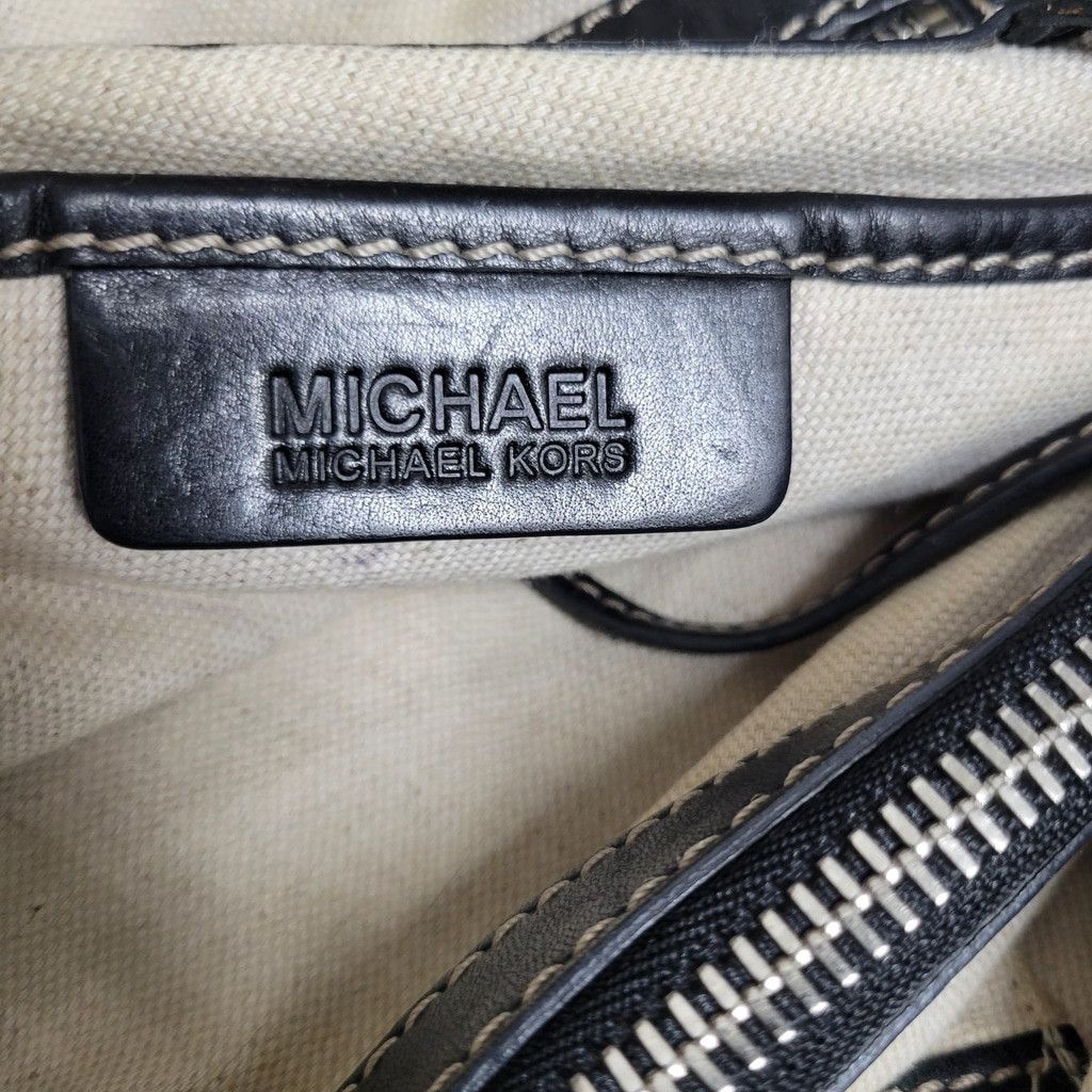 Michael Kors Michael Kors Women's Drawstring Black Shoulder Satchel Bag Size ONE SIZE - 13 Thumbnail