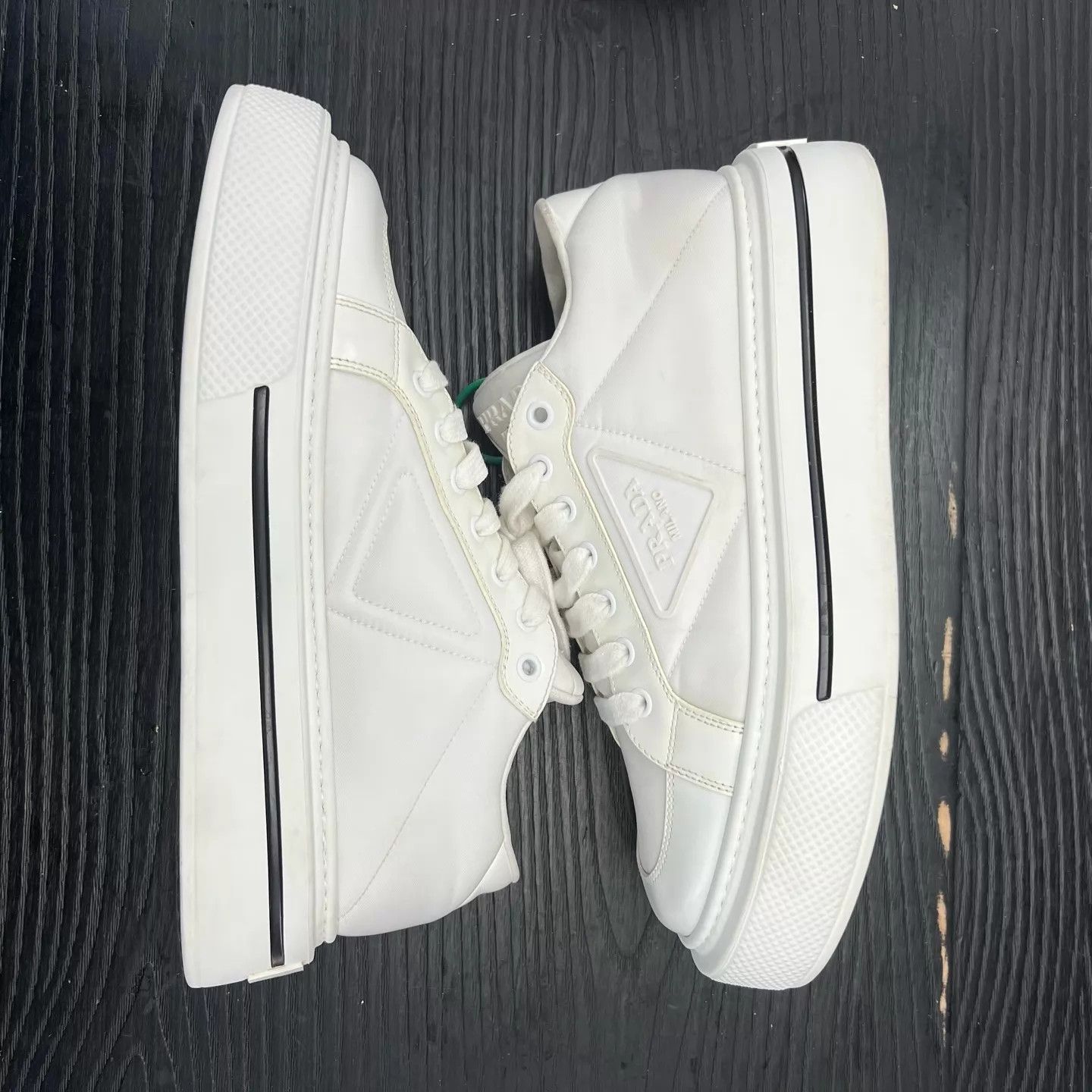 Prada Prada Macro White Sneakers 38.5 Near New Box Size US 8 / IT 38 - 3 Thumbnail