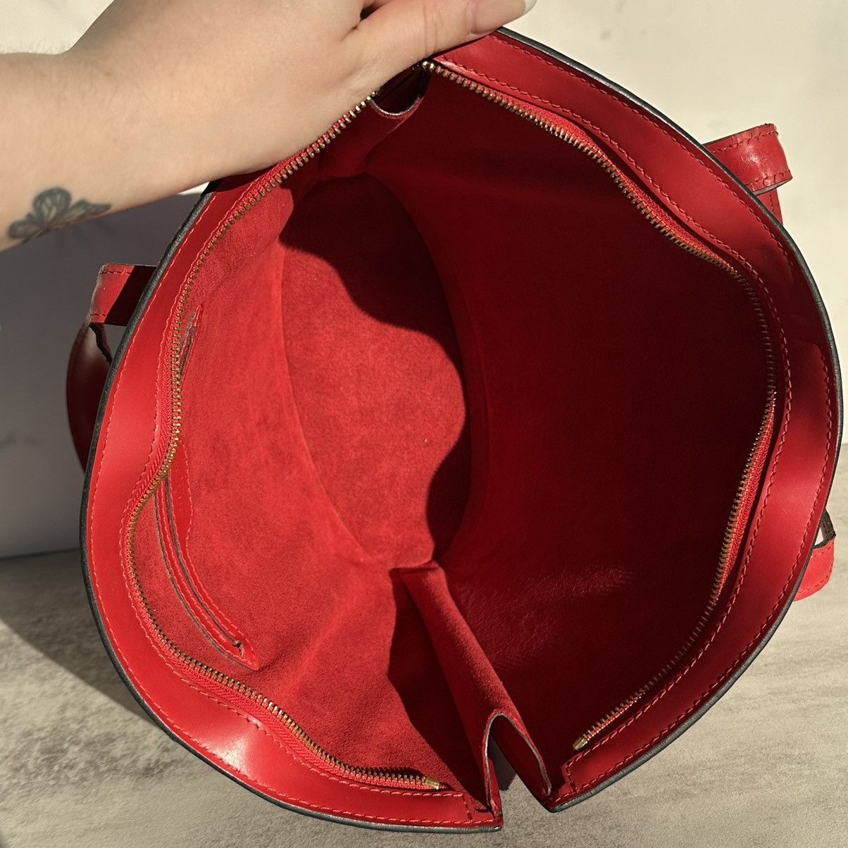 Louis Vuitton Louis Vuitton Epi Saint Jacques PM Castillan Red Size ONE SIZE - 12 Thumbnail