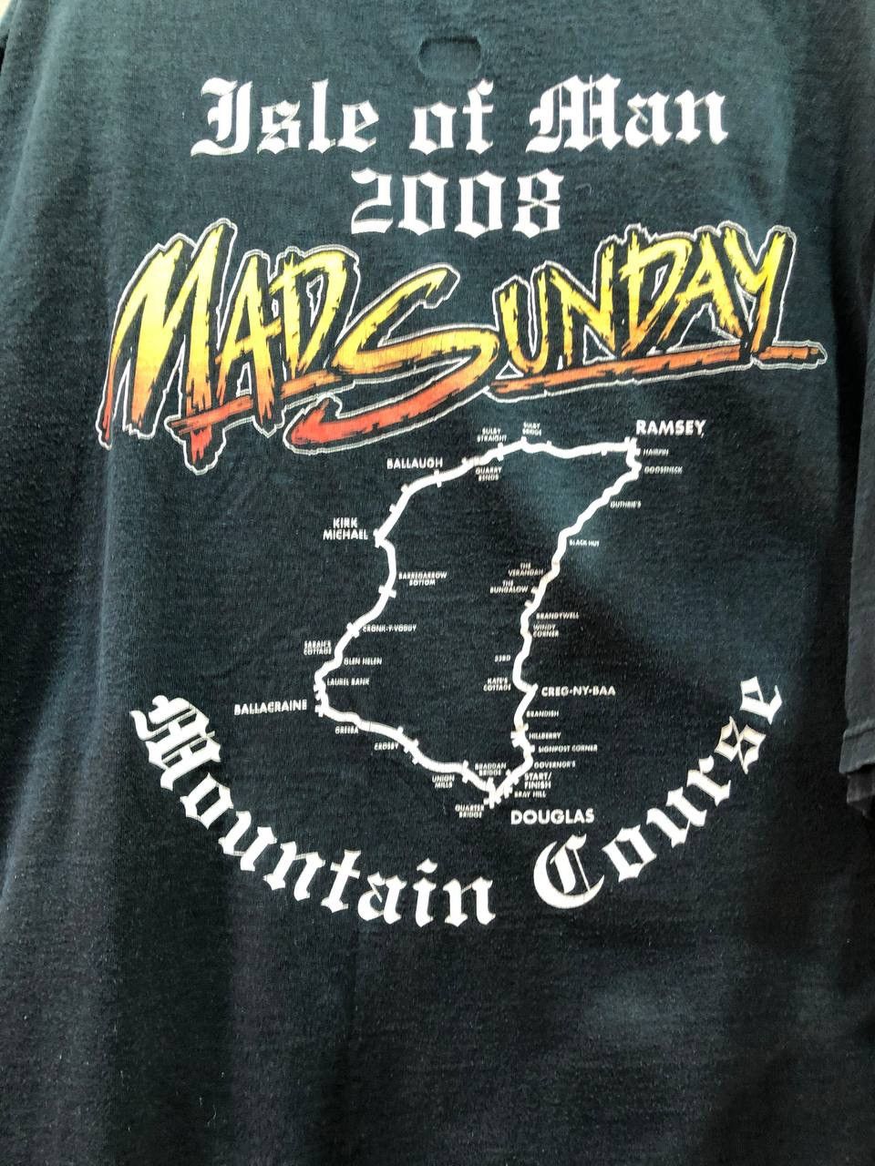 Vintage Vintage Isle of Man 2008 Mad Sunday Racing Moto Tee T-Shirt Size US XXL / EU 58 / 5 - 11 Thumbnail