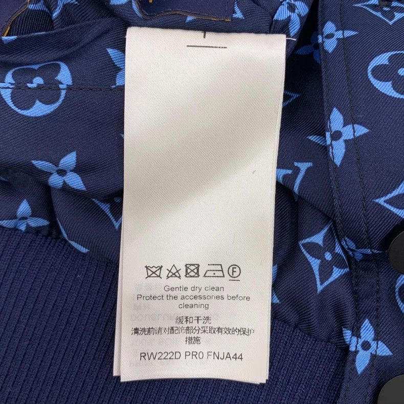 Louis Vuitton Louis Vuitton 22 dark blue logo full print mulberry silk l Size XXS / US 00 / IT 34 - 7 Thumbnail