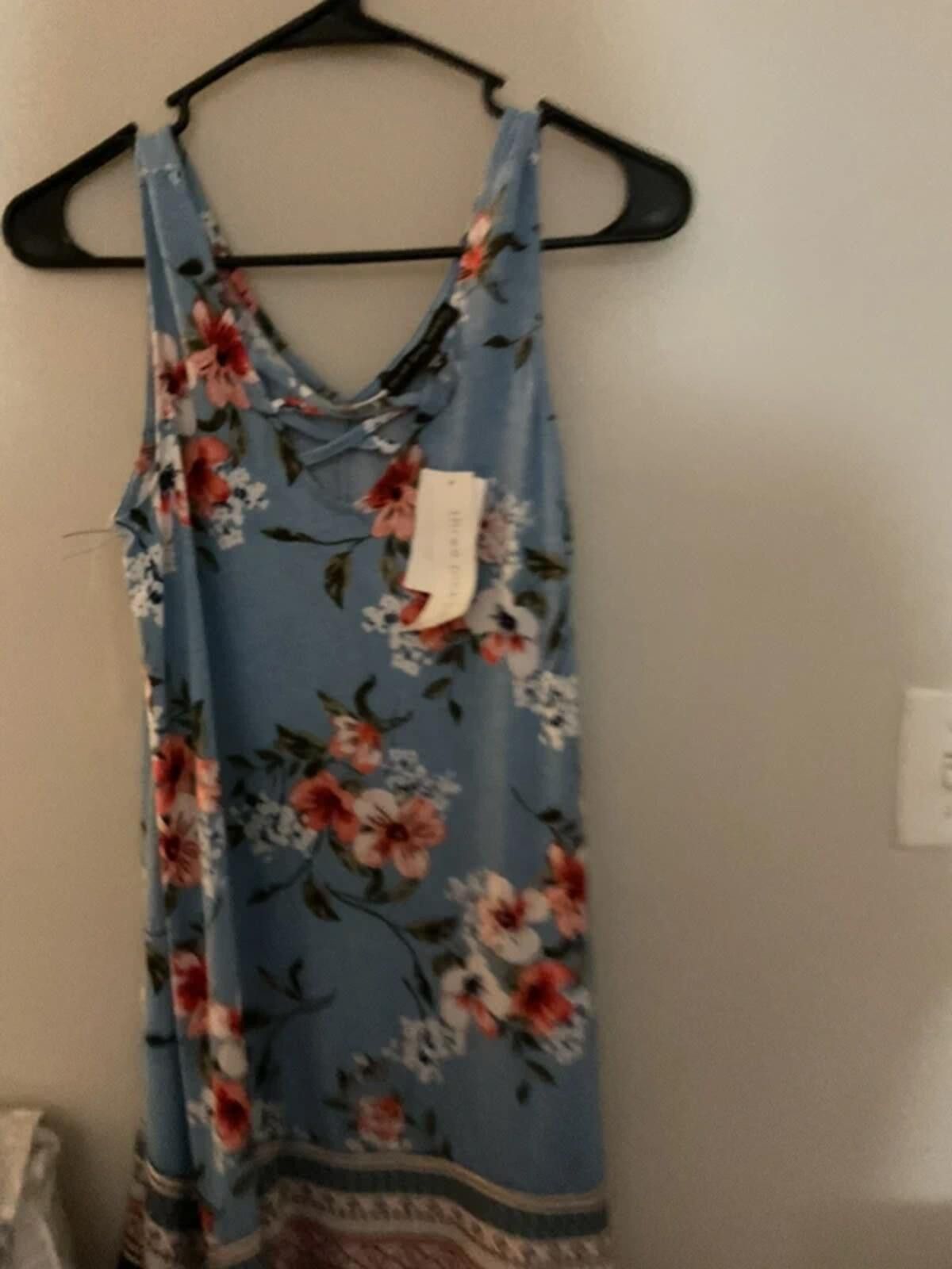 Other New with Tags - Three Pink Hearts blue floral Midi dress Size M / US 6-8 / IT 42-44 - 2 Thumbnail