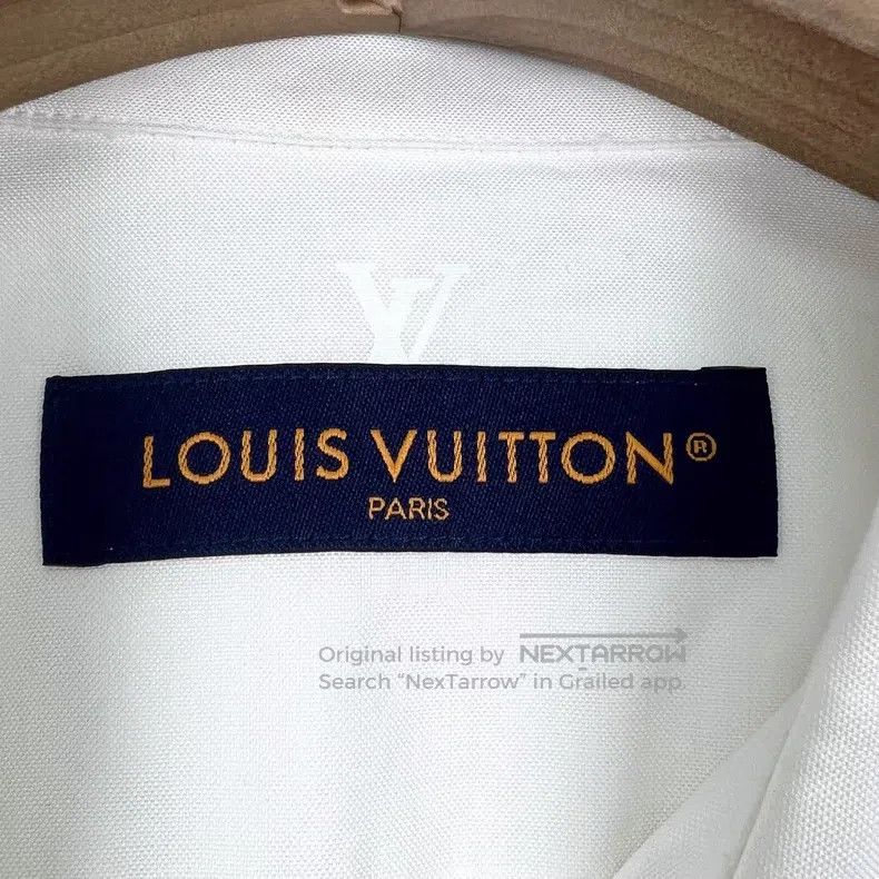 Louis Vuitton Louis Vuitton White dark print LOGO shirt Size US XL / EU 56 / 4 - 4 Thumbnail