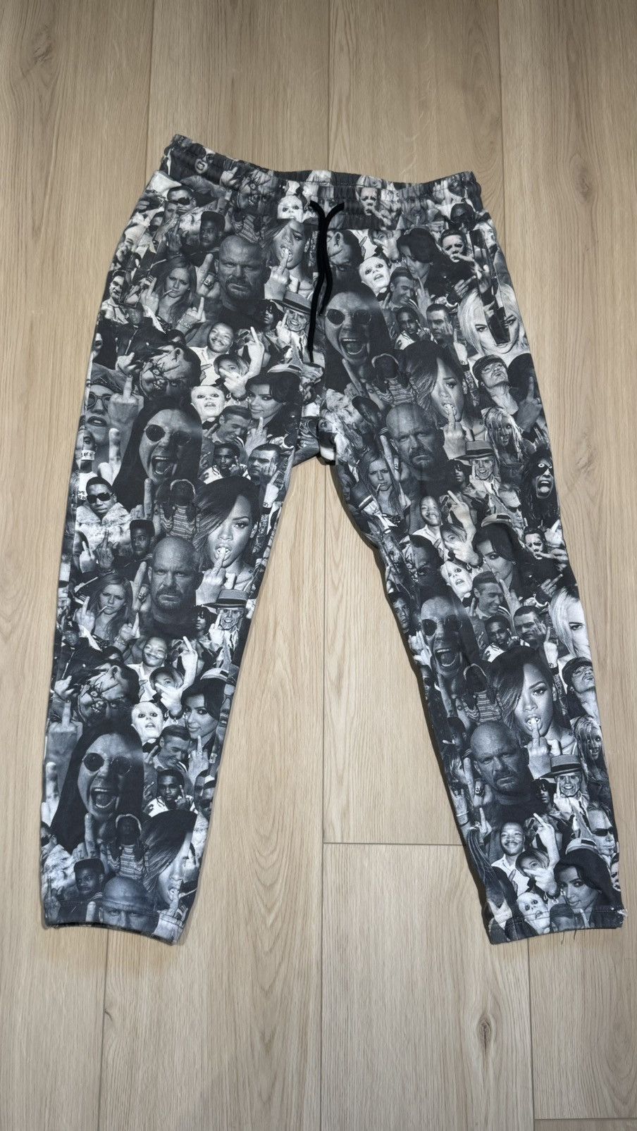 ineverheardofyou Celebrity sweatpants ineverheardofyou middle finger f you Size US 32 / EU 48 - 4 Thumbnail