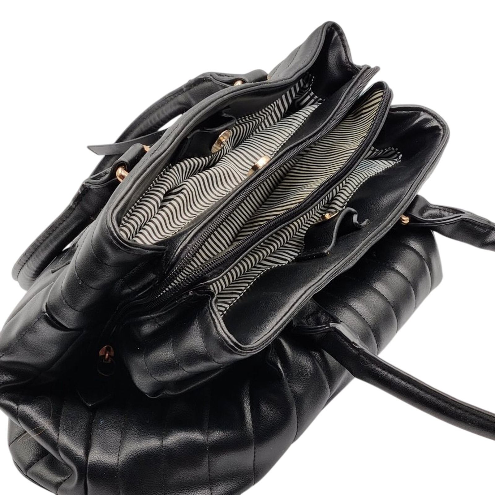 Other Christian Siriano Quilted Faux Leather Handbag Size ONE SIZE - 5 Thumbnail
