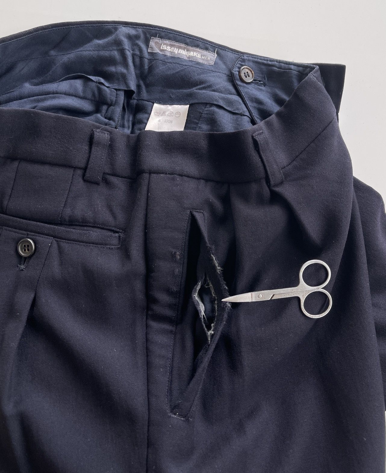 Issey Miyake 80s Issey Miyake Men Balloon Baggy Trousers Size US 28 / EU 44 - 9 Thumbnail