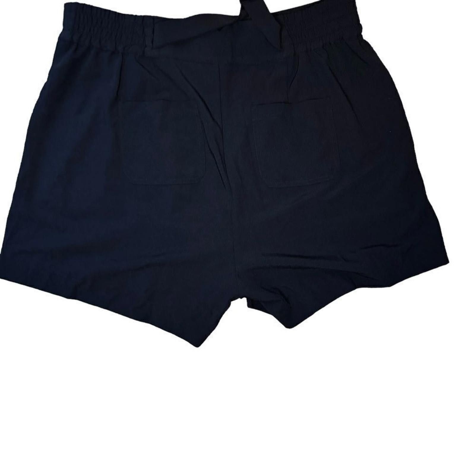 Designer NEW. Torrid Plus Size Wide Leg Studio Crepe Short. Size 16. Size 38" / US 16 / IT 52 - 10 Thumbnail