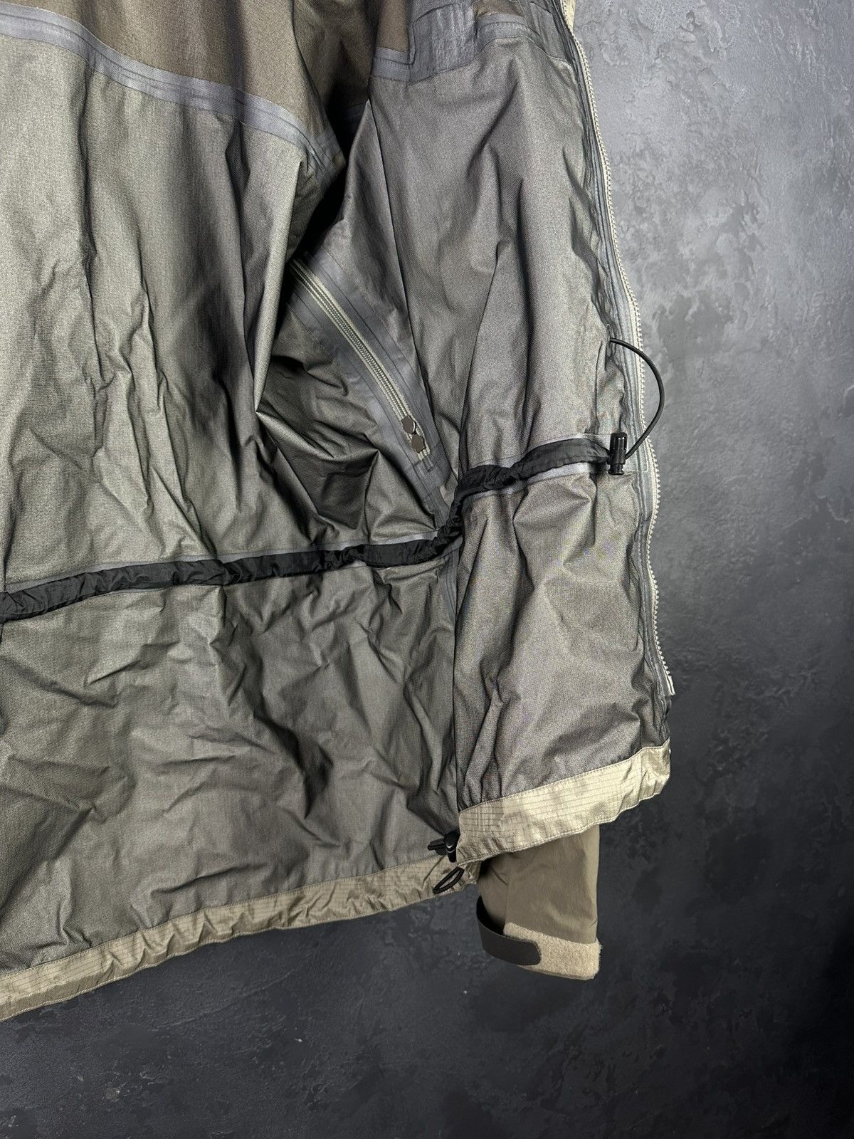 Arc'teryx × Vintage Arcteryx 1999 Kappa Golden Logo 'Stone' GoreTex Jacket Rare! Size US L / EU 52-54 / 3 - 15 Thumbnail