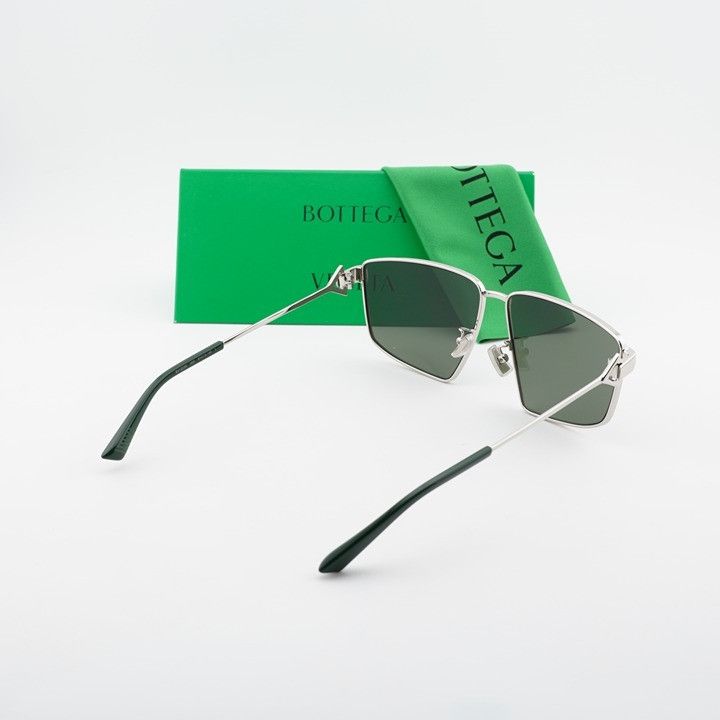 Bottega Veneta Bottega Veneta BV1223S 003 Sunglasses Silver Geometric Frame Size ONE SIZE - 11 Thumbnail