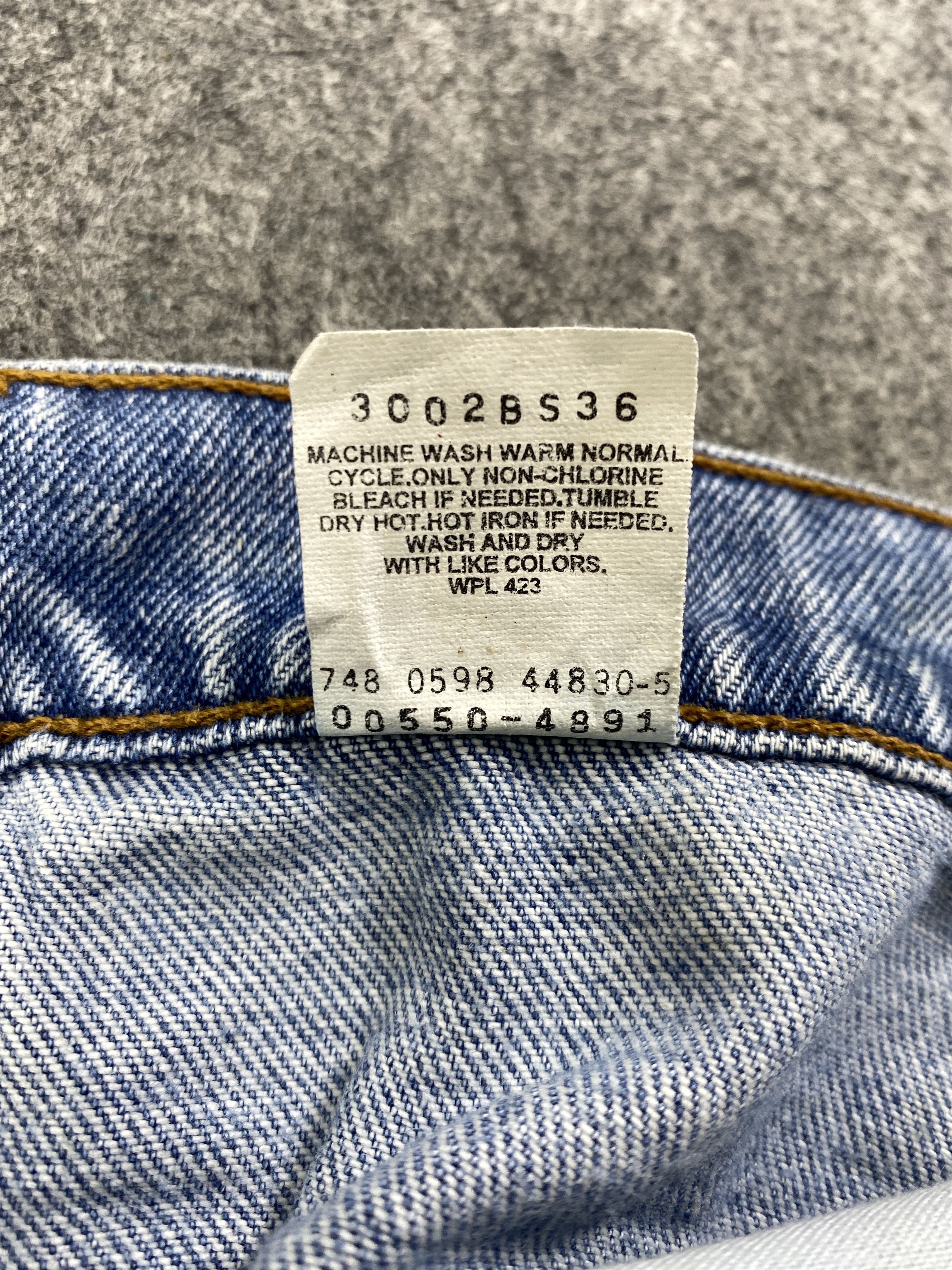 Levi's Light Blue Wash Vintage Levi's 550 34x29.5 Denim -JN1697 Size US 34 / EU 50 - 9 Thumbnail