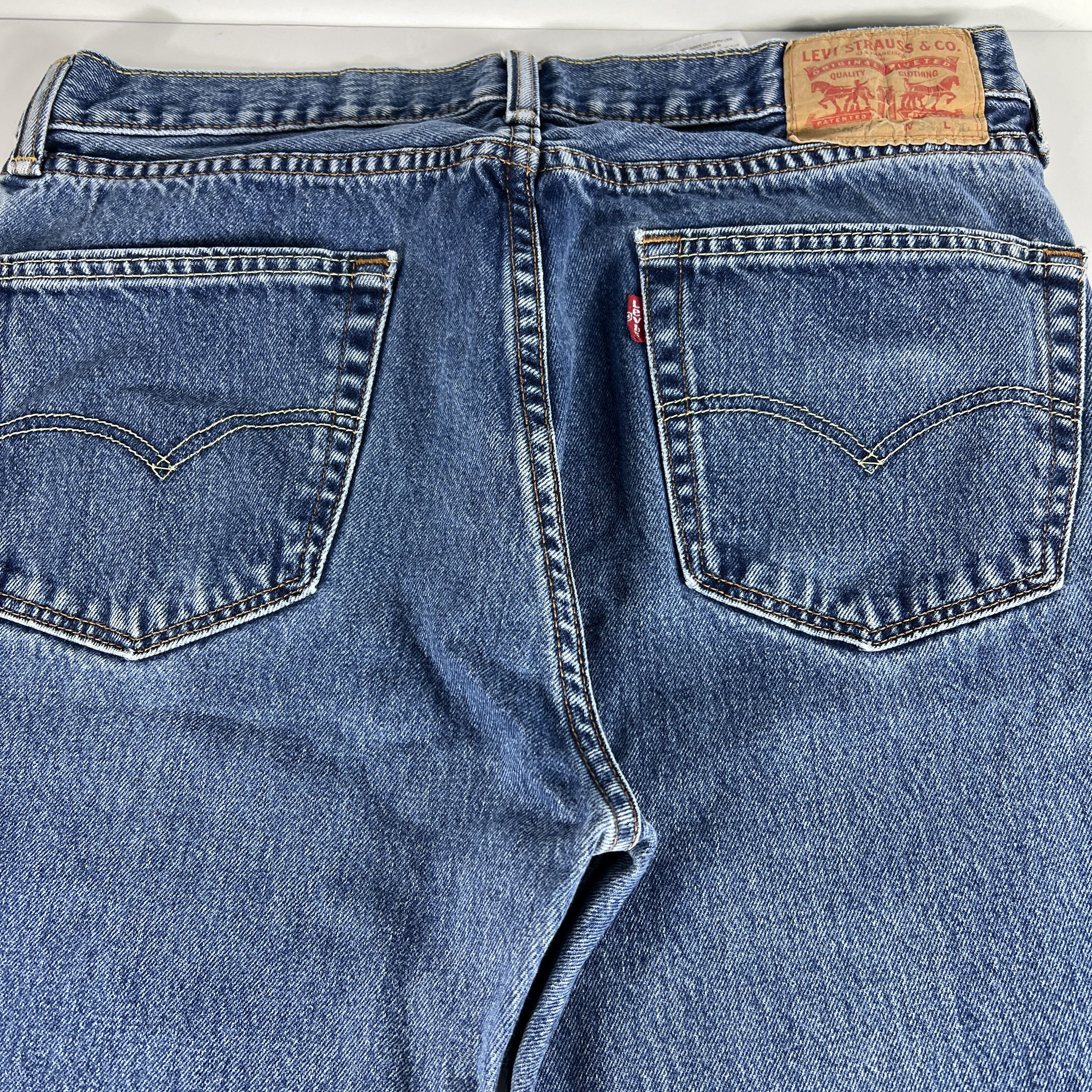 Levi's Levi's Jeans 505 Straight Leg Blue Faded Cotton Denim Size US 34 / EU 50 - 12 Thumbnail