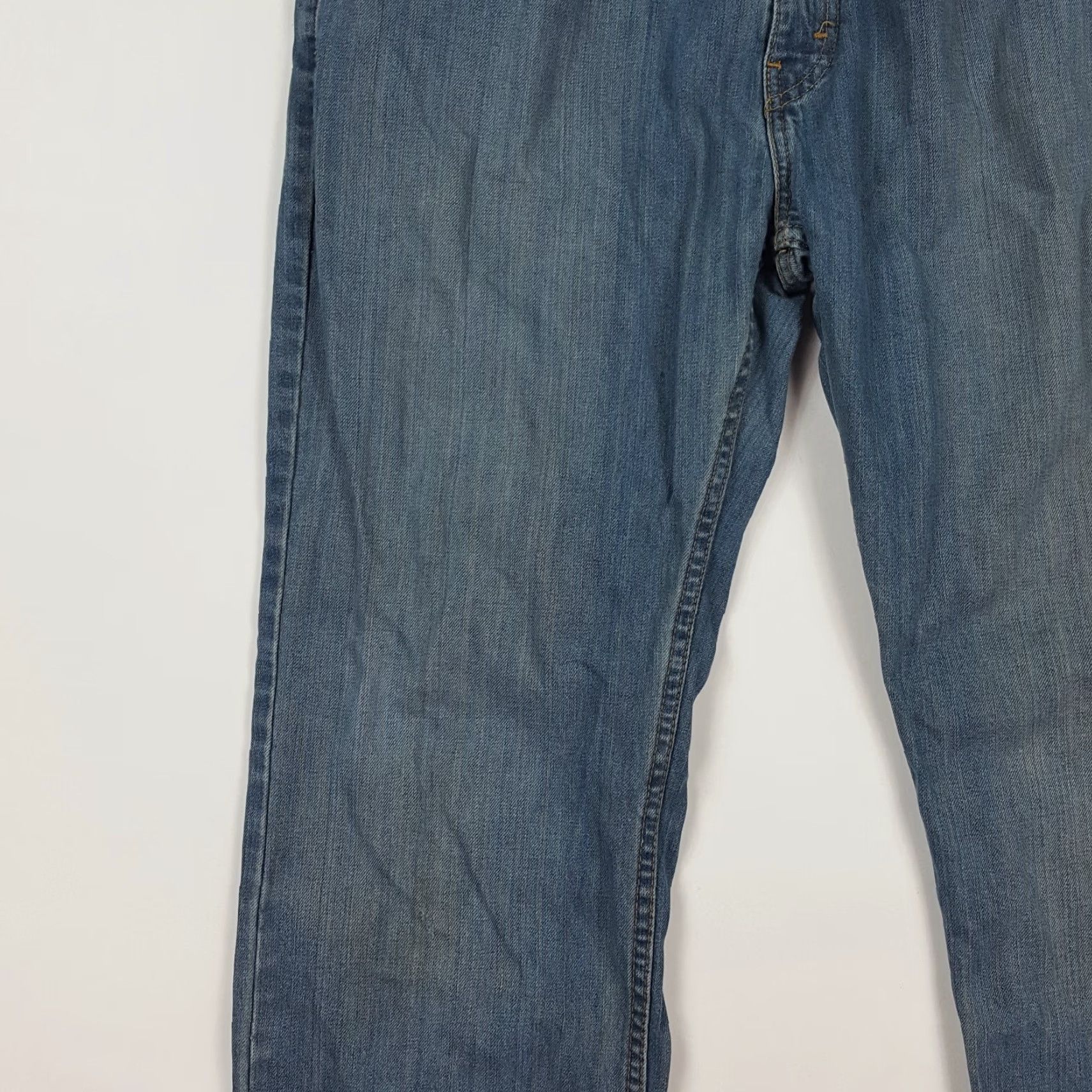 Levi's VINTAGE Levi's 559 Jeans Straight Denim Blue 38x31 Regular Mens 90s Grunge Retro Rock Leather Pockets Classic Fit Casual Reactivation Size US 38 / EU 54 - 3 Thumbnail