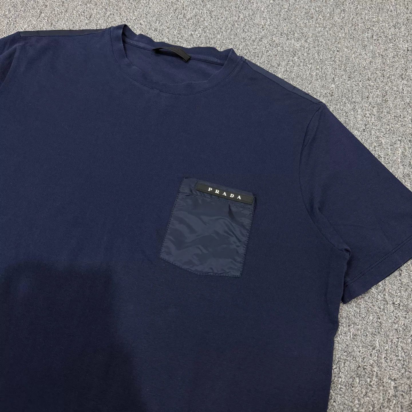 Prada Prada Navy Blue Pocket Logo Short Sleeve L 99 New Size L / US 10 / IT 46 - 3 Thumbnail