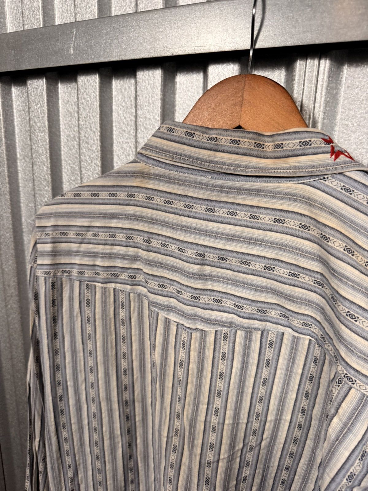 Wrangler Vintage Wrangler Western Pinstripe PearlSnap Button Up Shirt Size US L / EU 52-54 / 3 - 9 Thumbnail