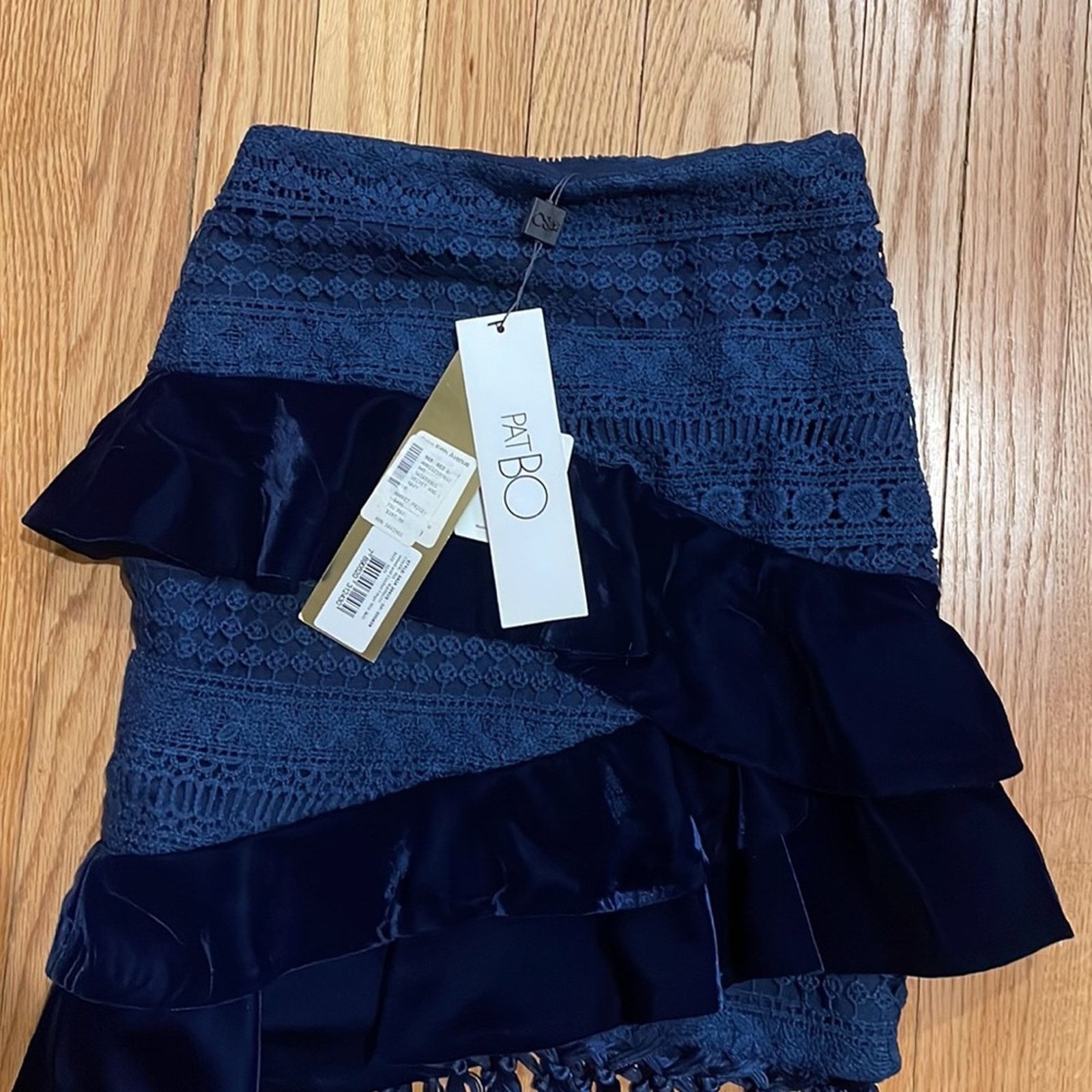 Other PatBo navy velvet and crochet fringe skirt size 0 brazil 32 Size 25" / US 0 / IT 36 - 9 Thumbnail