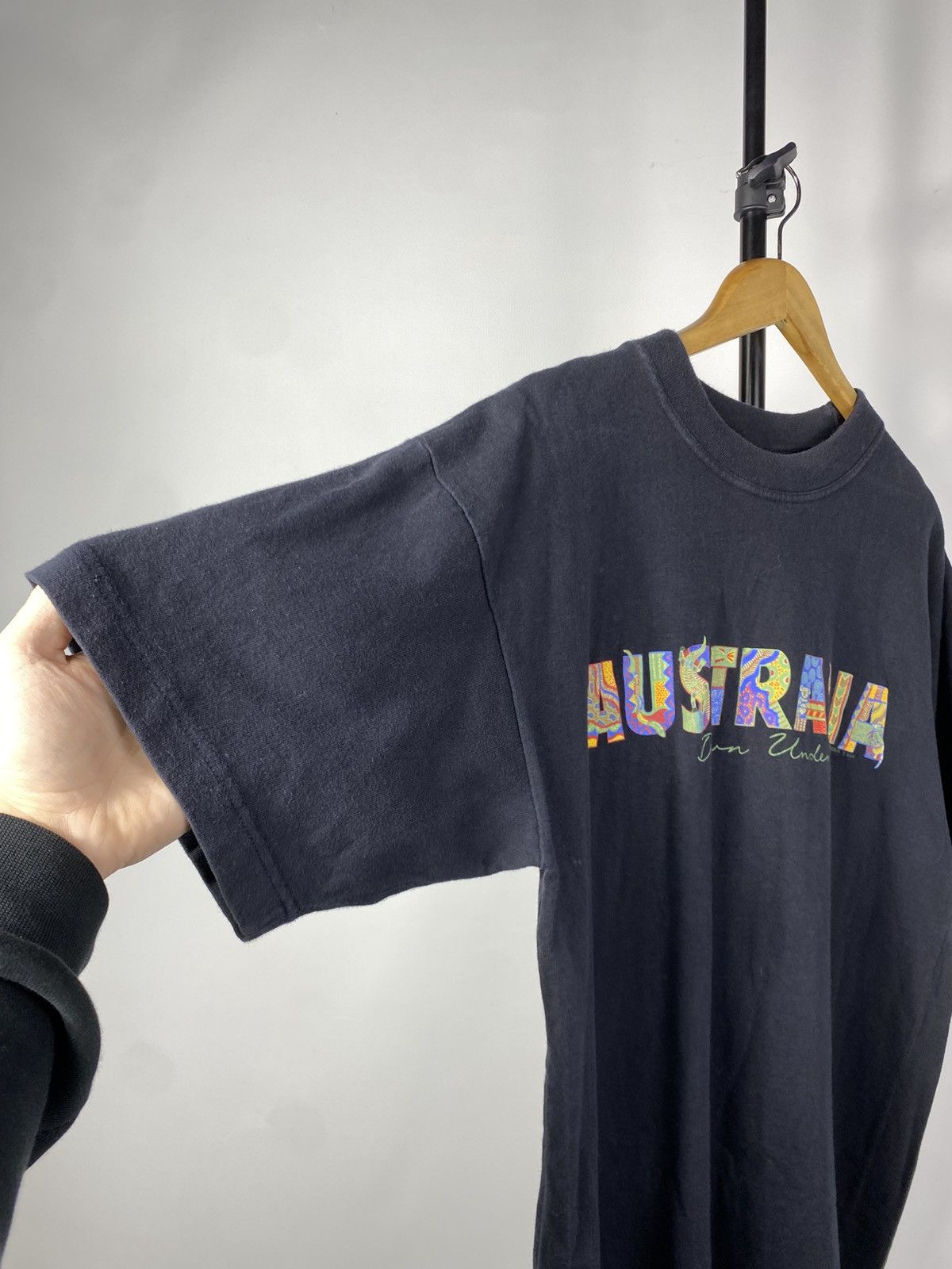 Man Made In Australia × Vintage Vintage Aboriginal Art T Shirt Beige Creation Of Dreamtime Size US L / EU 52-54 / 3 - 3 Thumbnail