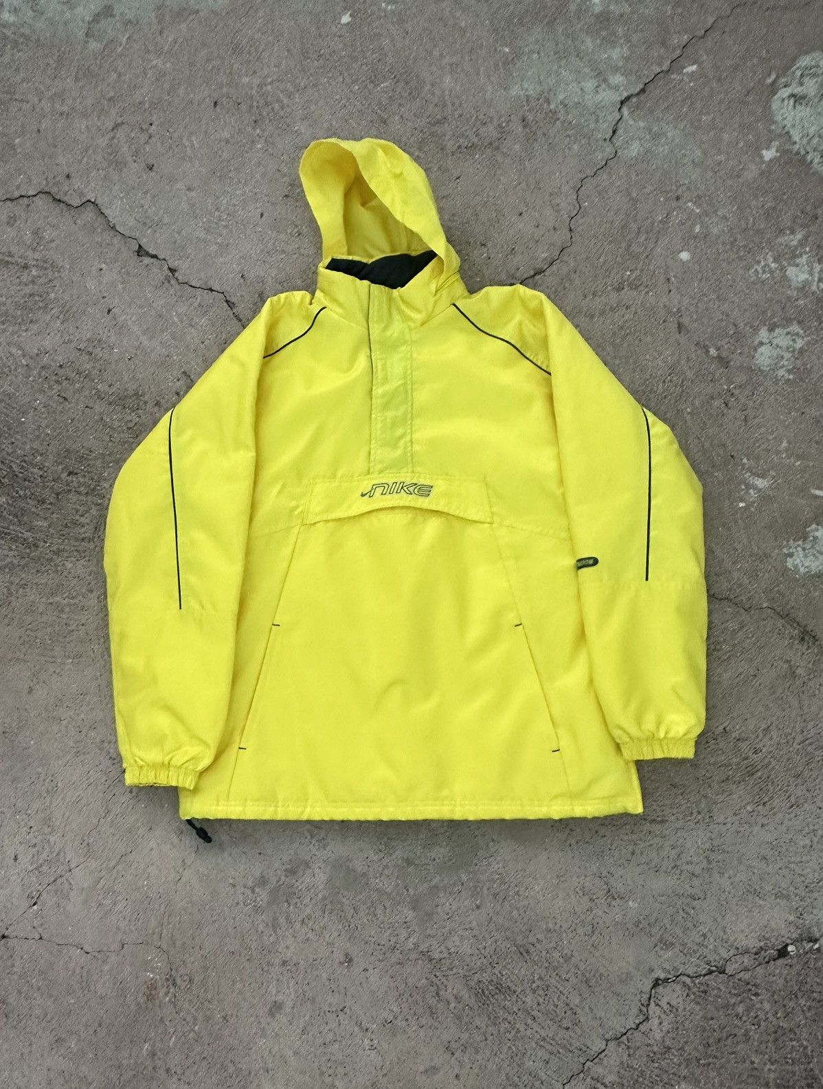 image of Nike Anorak Vintage Yellow Jacket, Men's (Size Large)