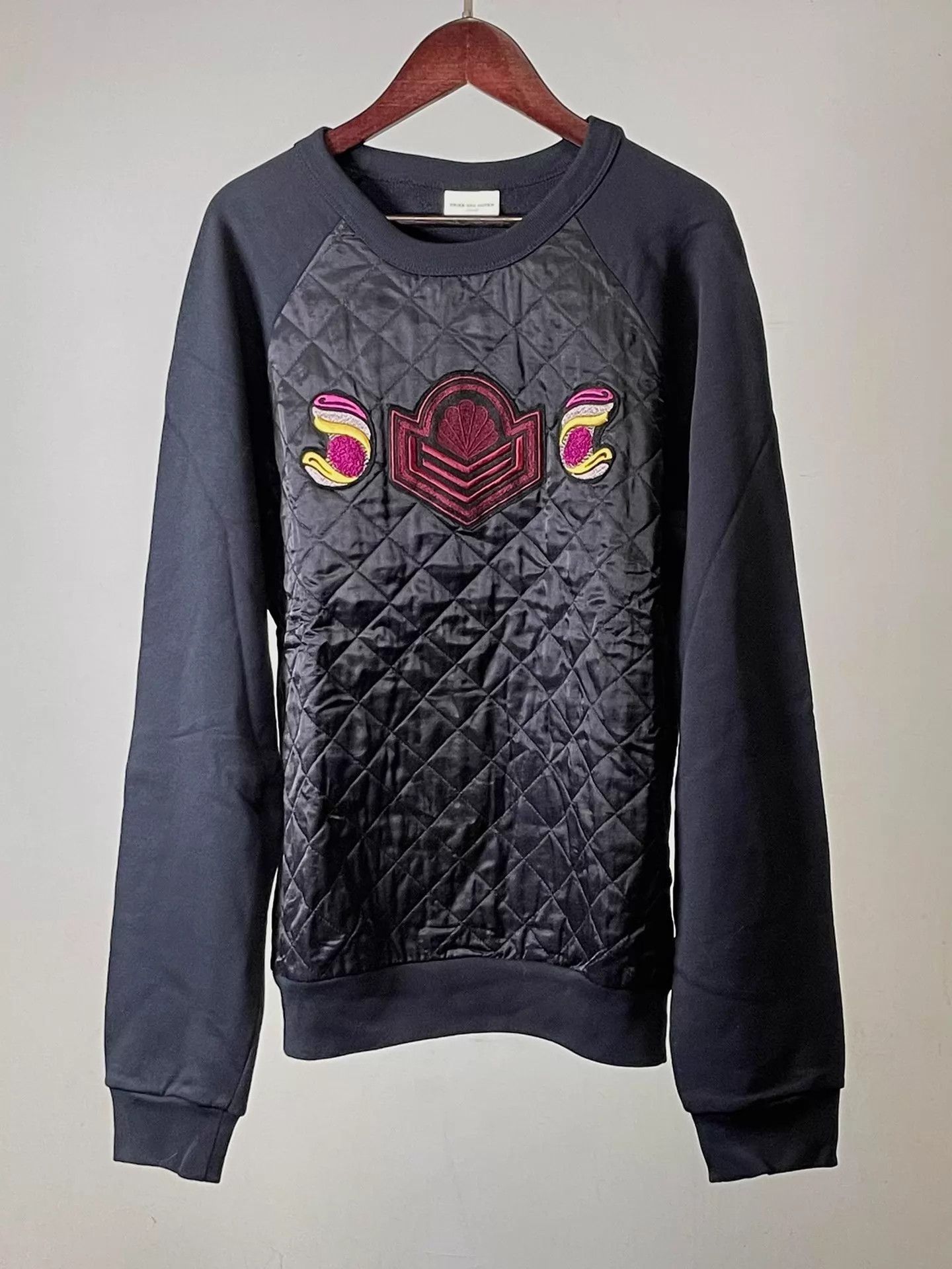Dries Van Noten Black Quilted Front Embroidered Sweatshirt Size US S / EU 44-46 / 1 - 1 Thumbnail