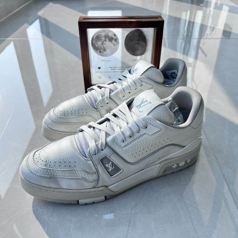 Louis Vuitton Louis Vuitton Trainer Low Top Fashion Sneakers 0079 Size US 10 / EU 43 - 1 Thumbnail