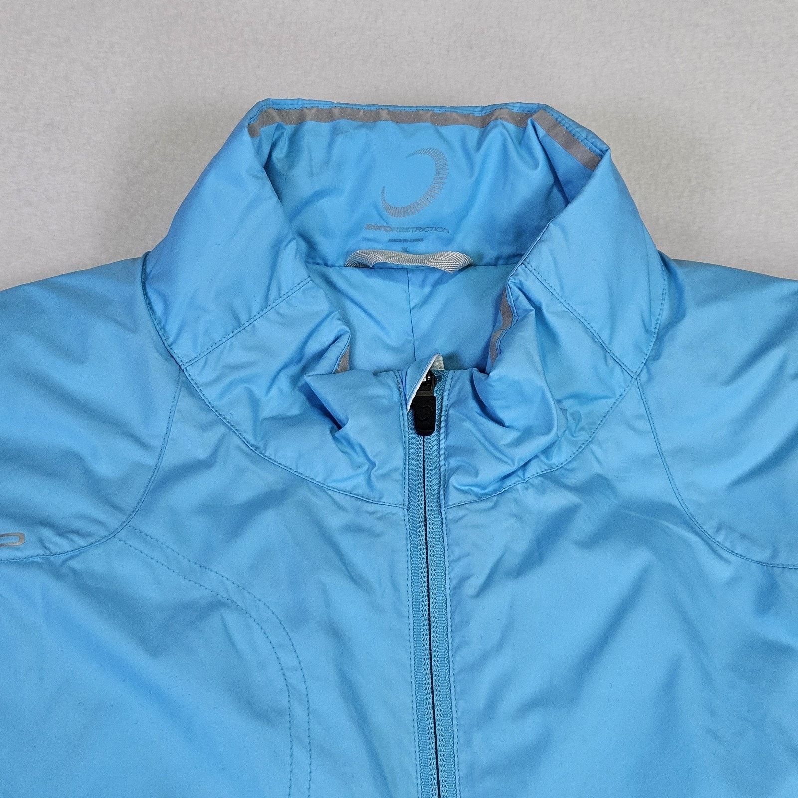 Other Zero Restriction Spencer Vest Goose Down GORE-TEX Golf Size US XL / EU 56 / 4 - 7 Thumbnail