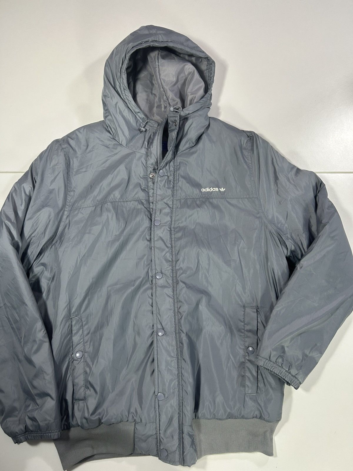 Adidas MENS XL ADIDAS HOODY L/WEIGHT GREY PADDED PUFFER COAT/JACKET Size US XL / EU 56 / 4 - 1 Thumbnail