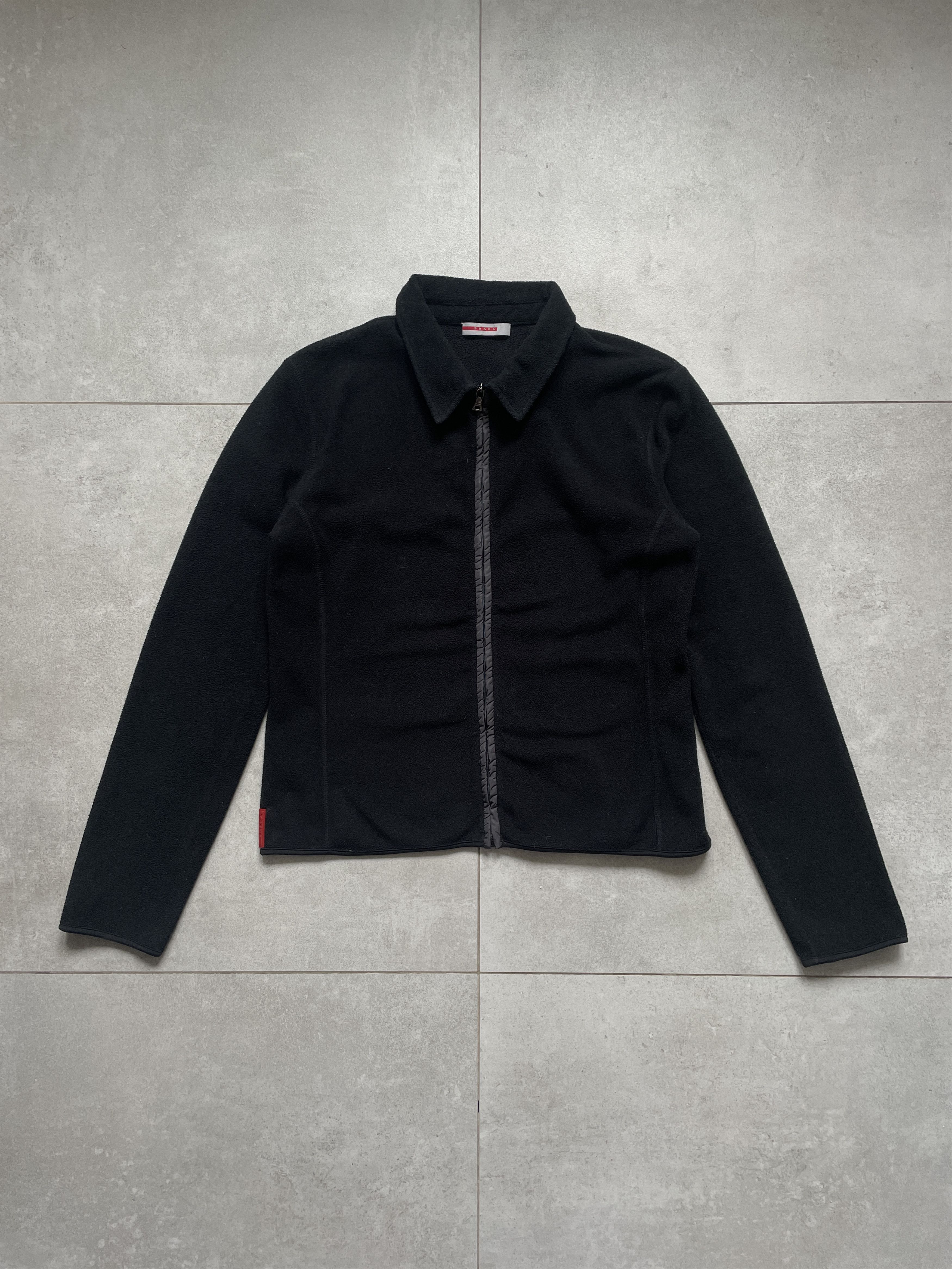 Prada Y2K PRADA RED TAB FLEECE NYLON JACKET Size US S / EU 44-46 / 1 - 1 Thumbnail