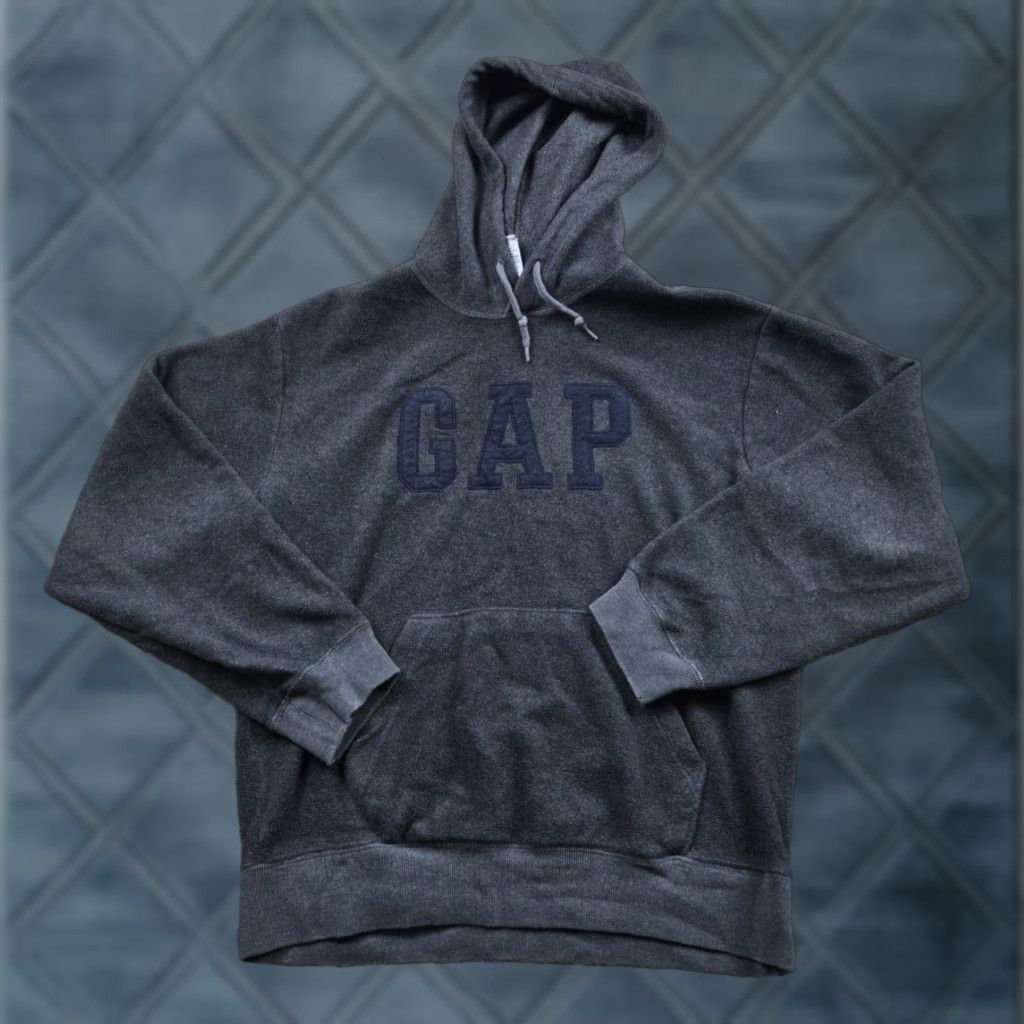 Gap VINTAGE Gap Sweatshirt Mens Small Gray Fleece Crew Neck Pullover 90s Style Long Sleeve Shirt Size S Size US S / EU 44-46 / 1 - 1 Thumbnail