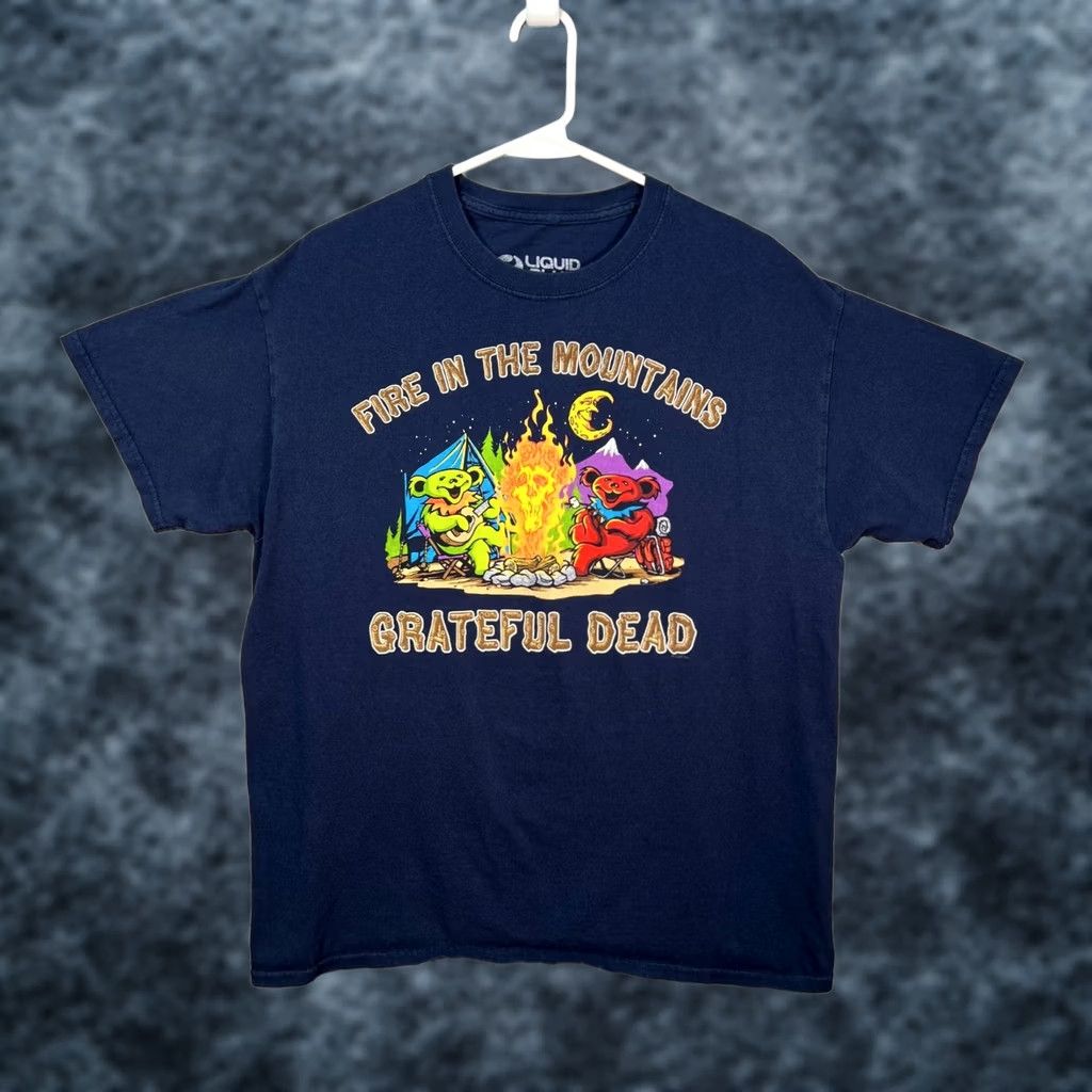 Liquid Blue Grateful Dead Fire In The Mountains Liquid Blue T-Shirt Large Mens Blue Cotton Graphic Print Short Sleeve Crew Neck Shirt Size US L / EU 52-54 / 3 - 1 Thumbnail