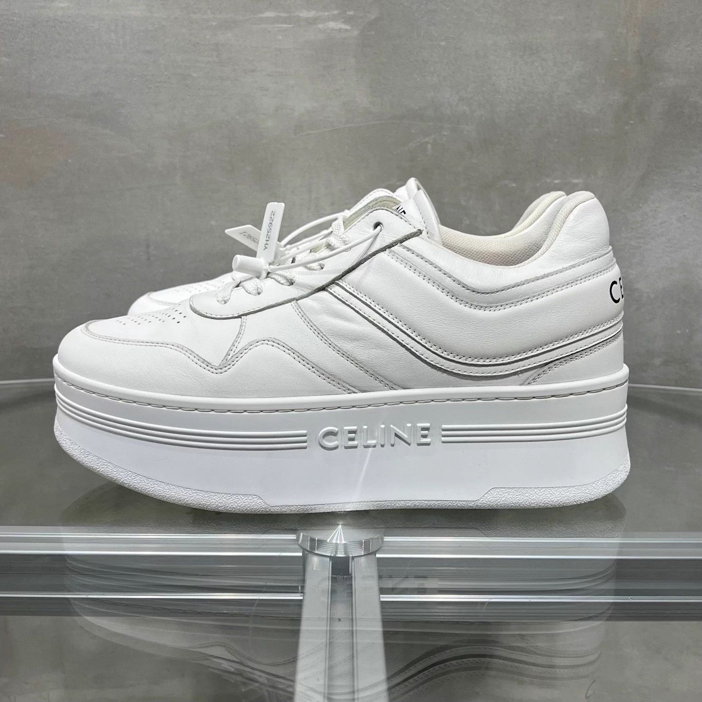 Celine Celine Block White Platform Casual Shoe 39 Size US 8.5 / IT 38.5 - 3 Thumbnail