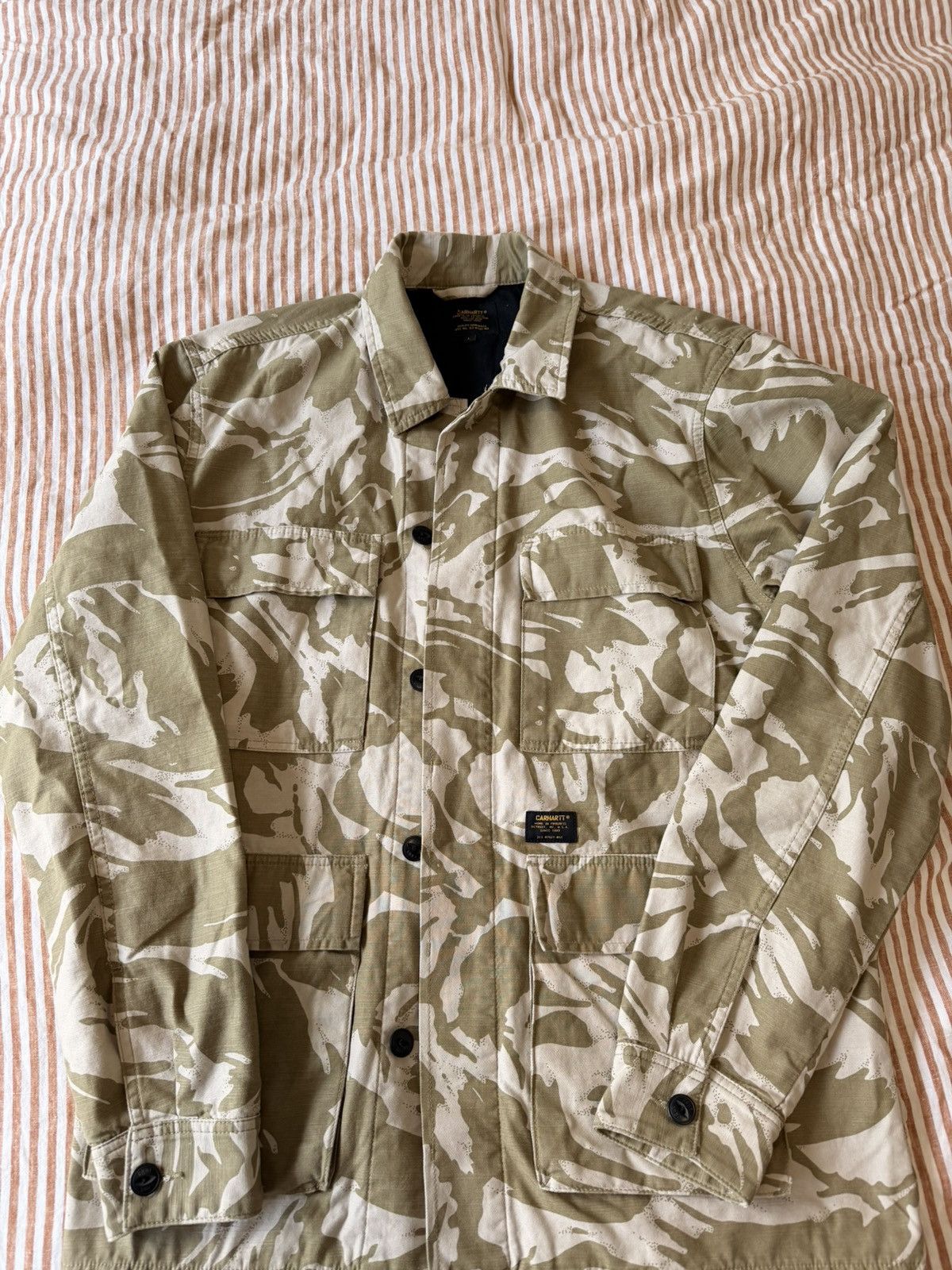 Carhartt Wip Carhartt WIP Desert Camo Jacket — Size L Size US L / EU 52-54 / 3 - 1 Thumbnail