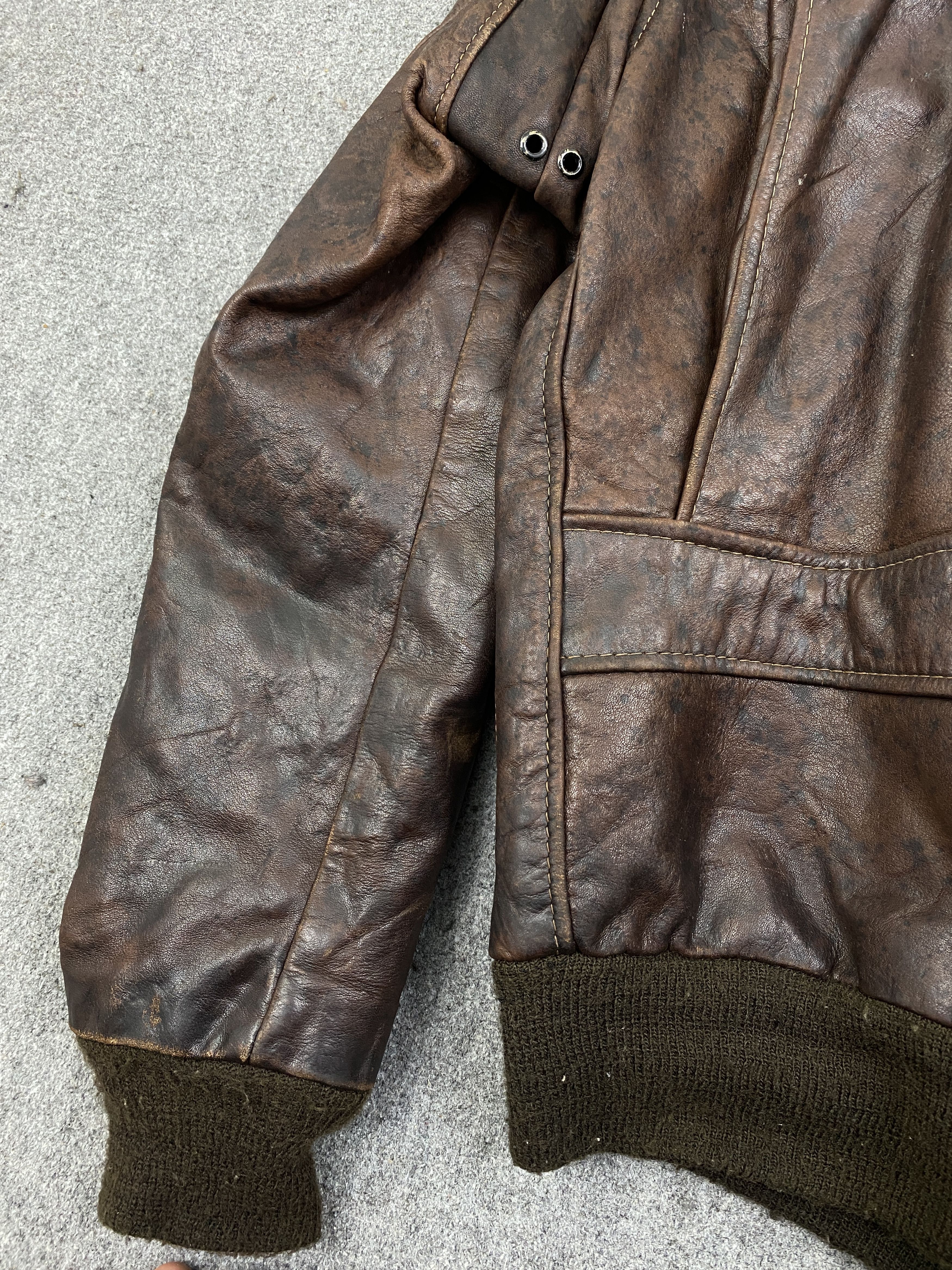 Vintage Vintage Japanese Brand Leather Zipper Jacket J1989 Size US L / EU 52-54 / 3 - 16 Thumbnail