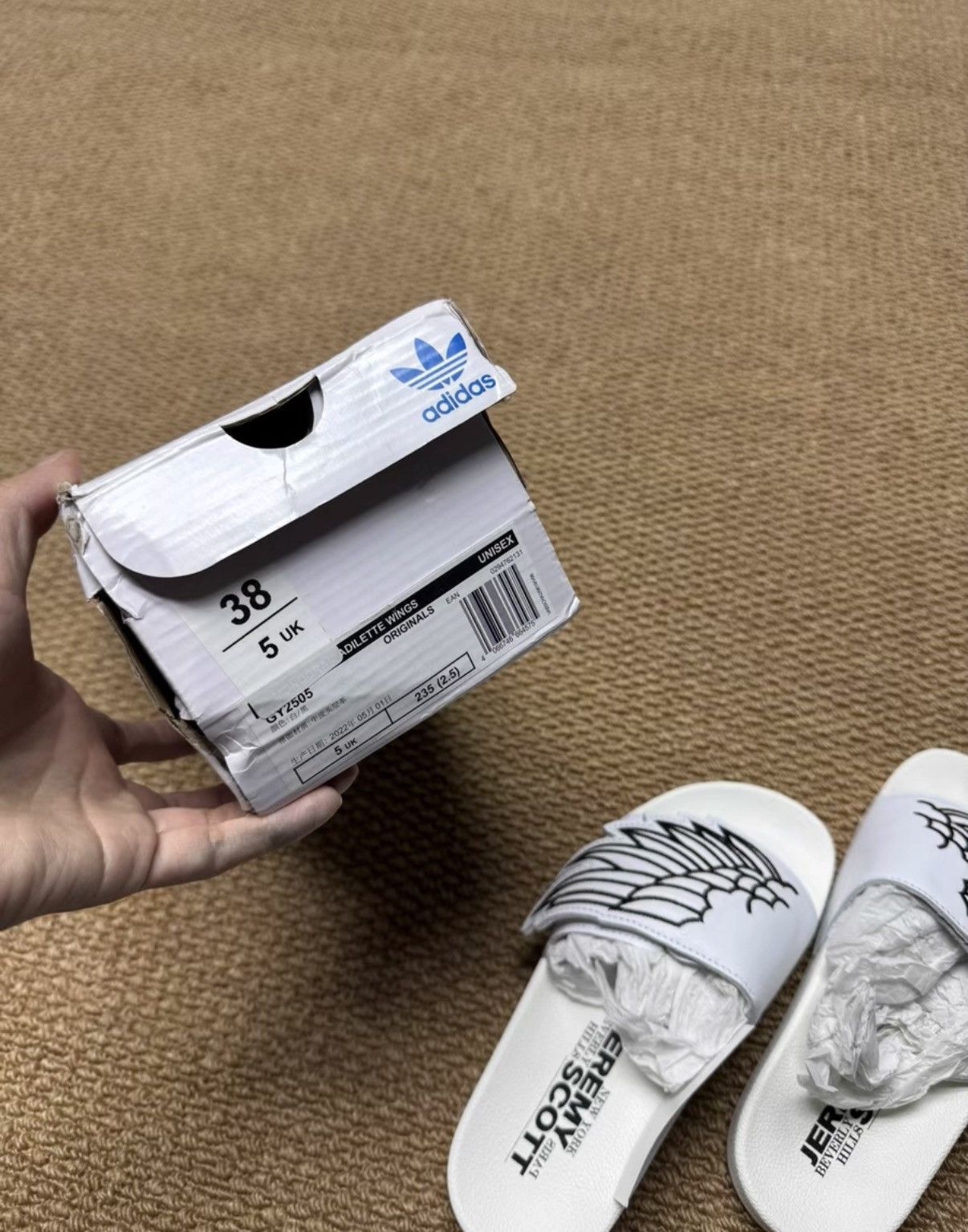 Adidas Adidas Jeremy Scott Wings Slide K37 Size US 8 / IT 38 - 8 Thumbnail