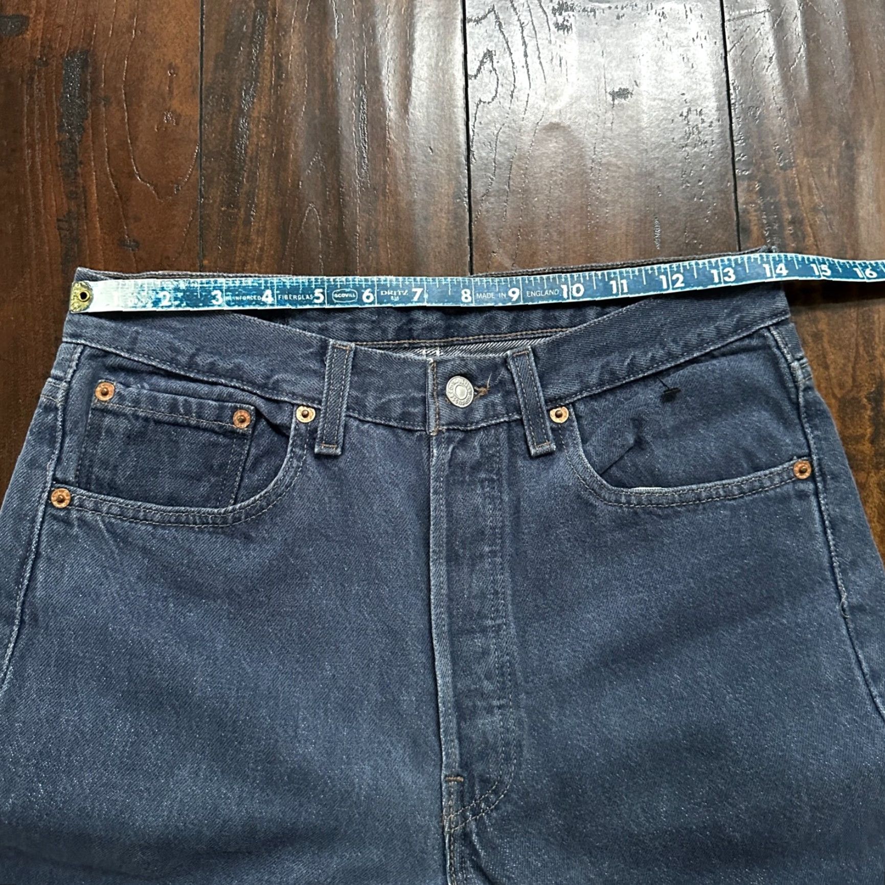 Levi's VINTAGE Levi's Jeans 501 90s Button Fly Straight Wash Blue 31x32 Mens Clothing 501 Series Size US 31 - 5 Thumbnail
