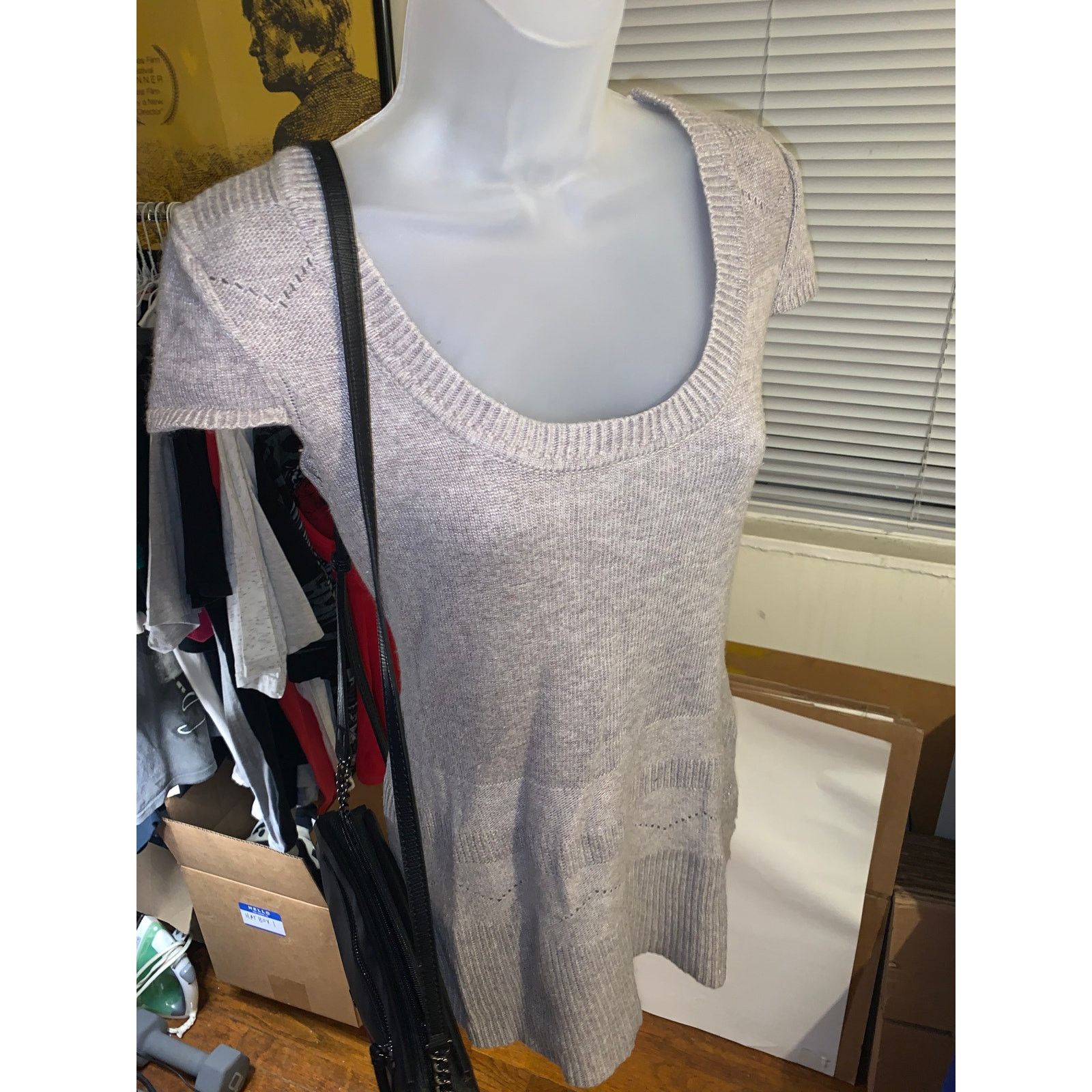 Bcbgmaxazria BCBGMaxAzria Angora Wool Blend Sleeveless Sweater Womens S Size S / US 4 / IT 40 - 1 Thumbnail