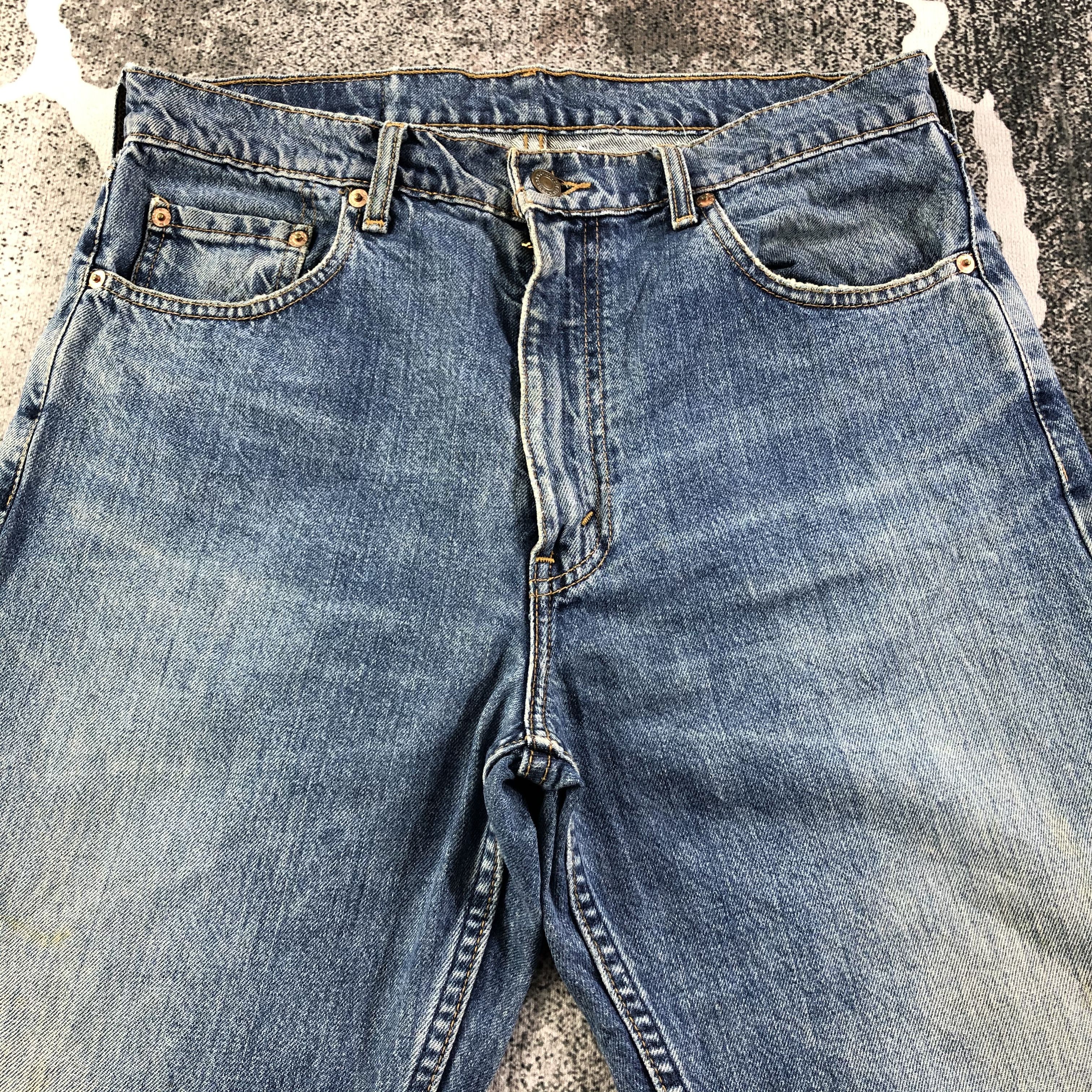 Levi's Vintage Levis 519 Jeans Medium Wash Denim KJ1863 Size US 33 - 3 Thumbnail