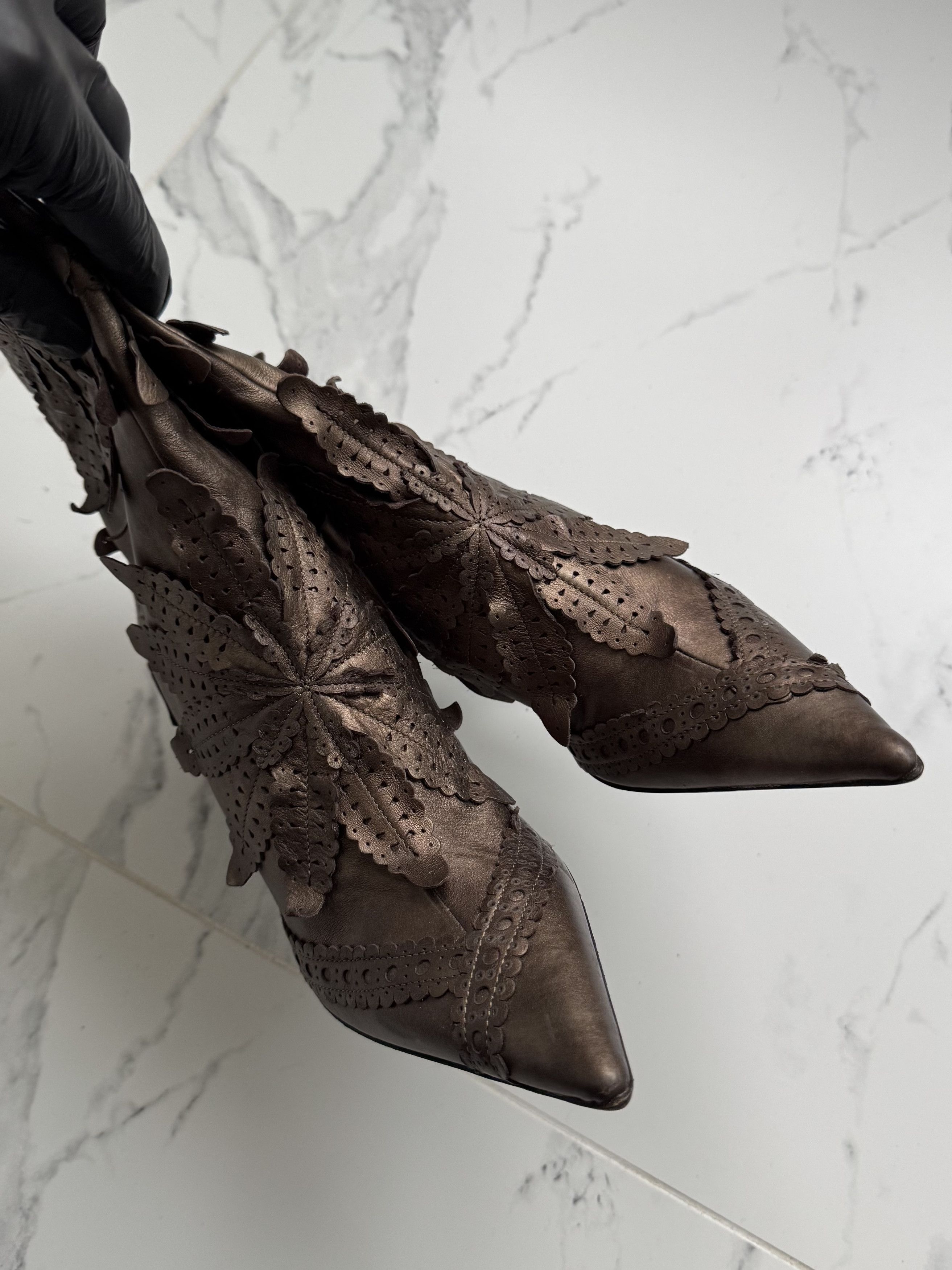 Vintage Vintage Leather Knee High Boots Floral Appliqué Heels Size US 6 / IT 36 - 7 Thumbnail