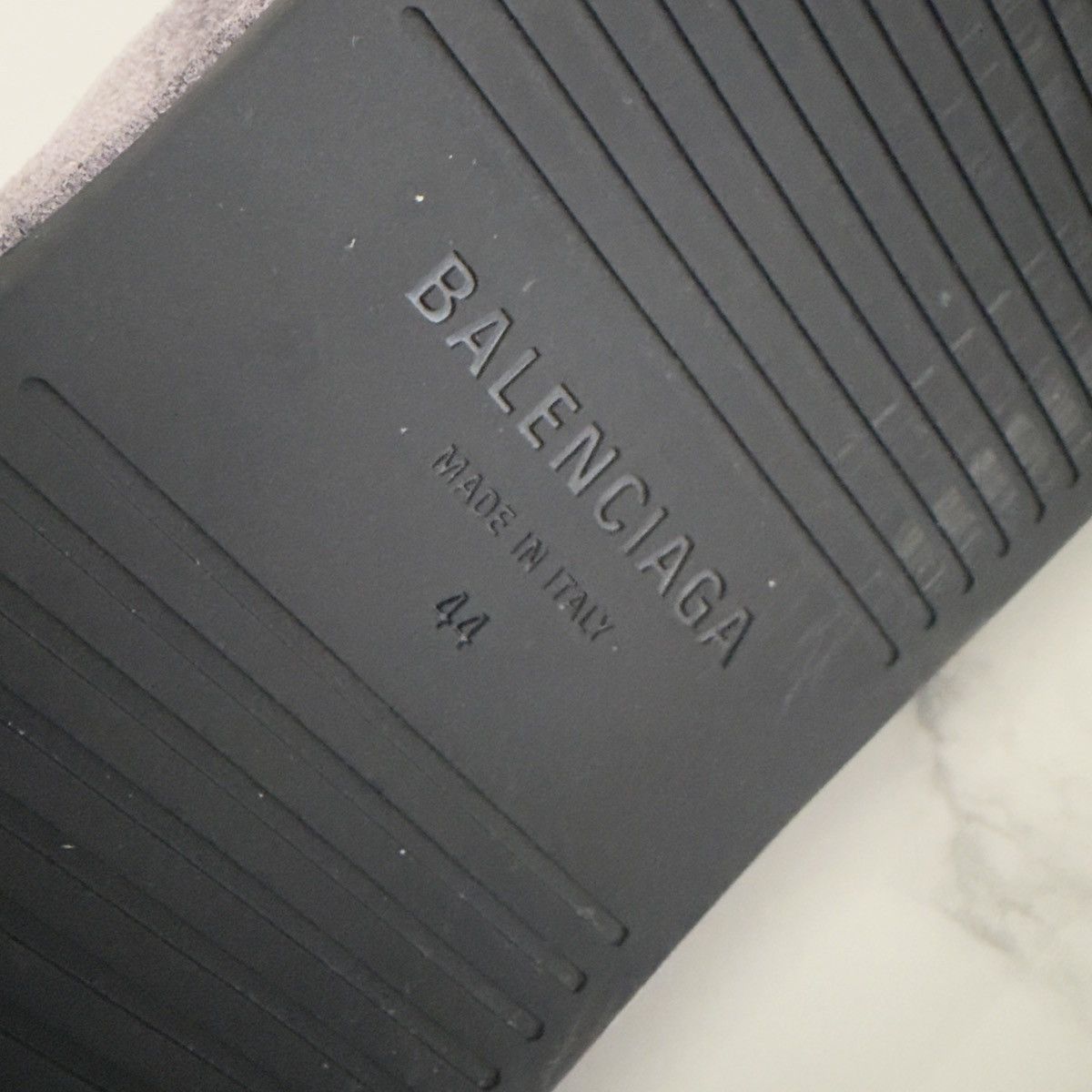 Balenciaga Balenciaga Alaska Soft Bootie Suede Print 🚫READ DESCRIPTION🚫 Size US 11 / EU 44 - 6 Thumbnail