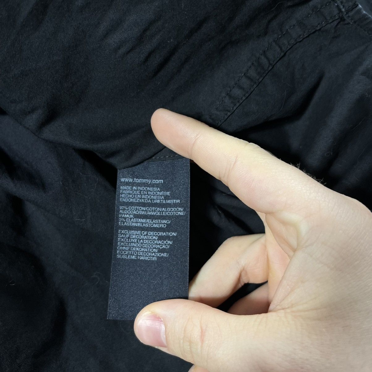 Tommy Hilfiger Tommy Hilfiger Black Mens Longsleeve Shirt Button Up Tee Size US S / EU 44-46 / 1 - 15 Thumbnail