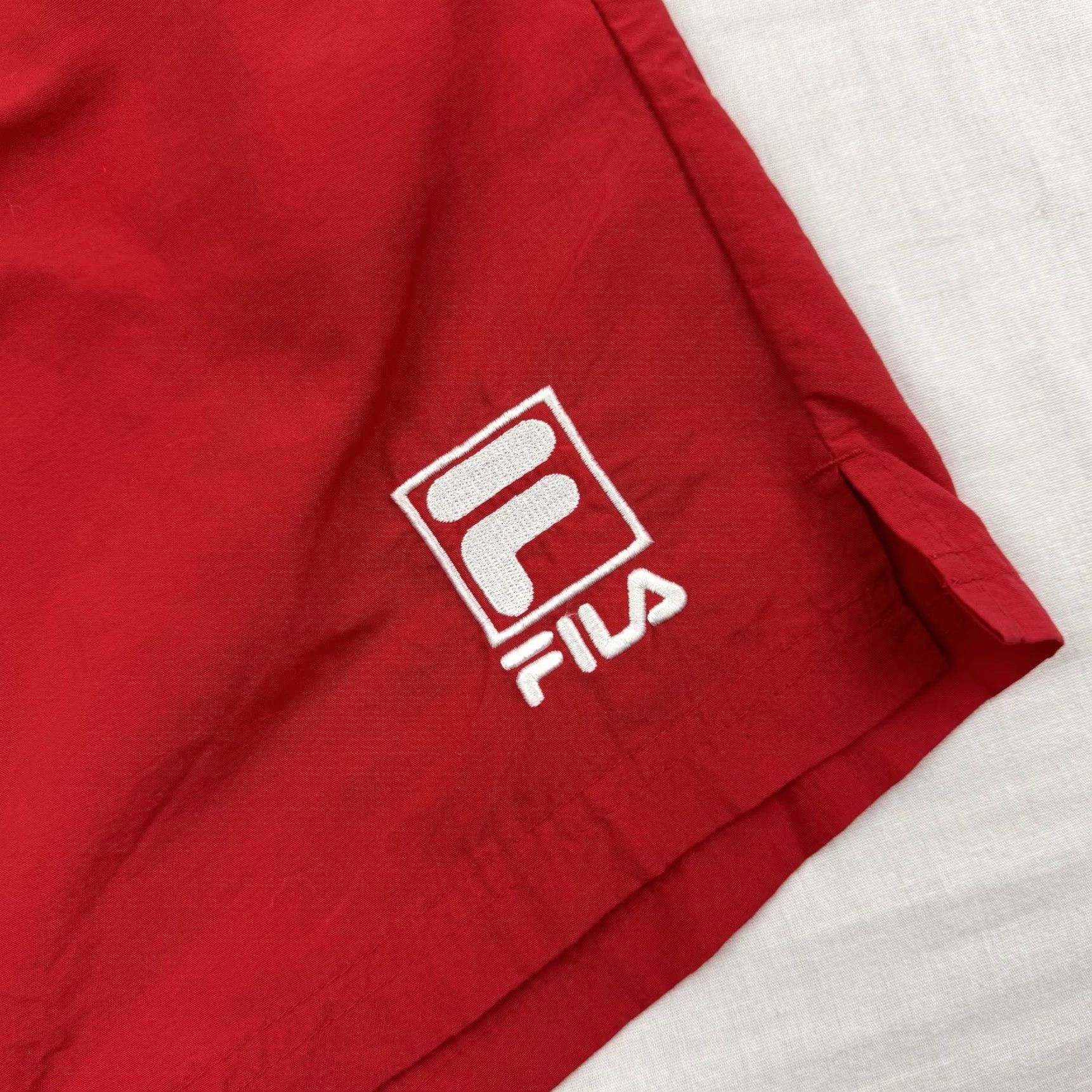 Fila VINTAGE FILA Swim Trunks Men M Red 90s Drawstring Trunks Swimsuit Pool Ocean Sports Size ONE SIZE - 2 Thumbnail